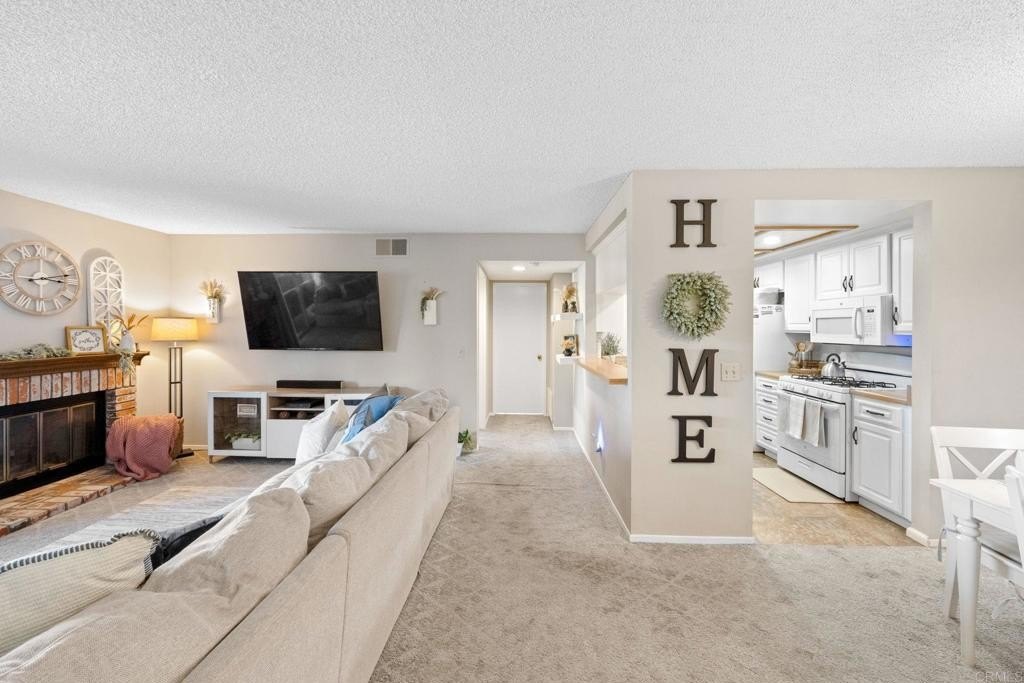 Chula Vista, California, 91913, United States, 2 Bedrooms Bedrooms, ,2 BathroomsBathrooms,Residential,For Sale,1745027