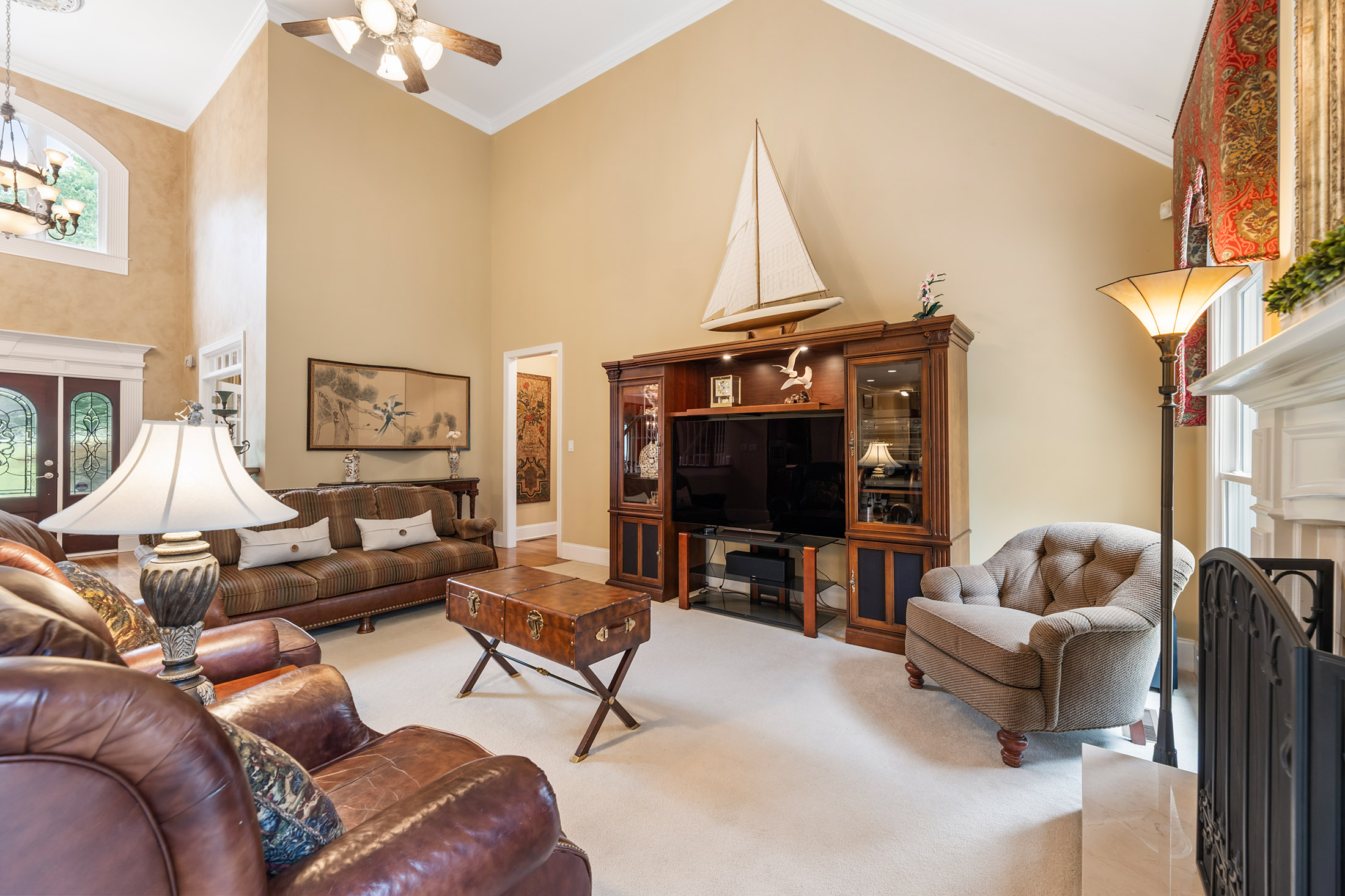  Tucked Among Mature Hardwoods on a Private 1.25+/- Acre River Lot - 物件實景