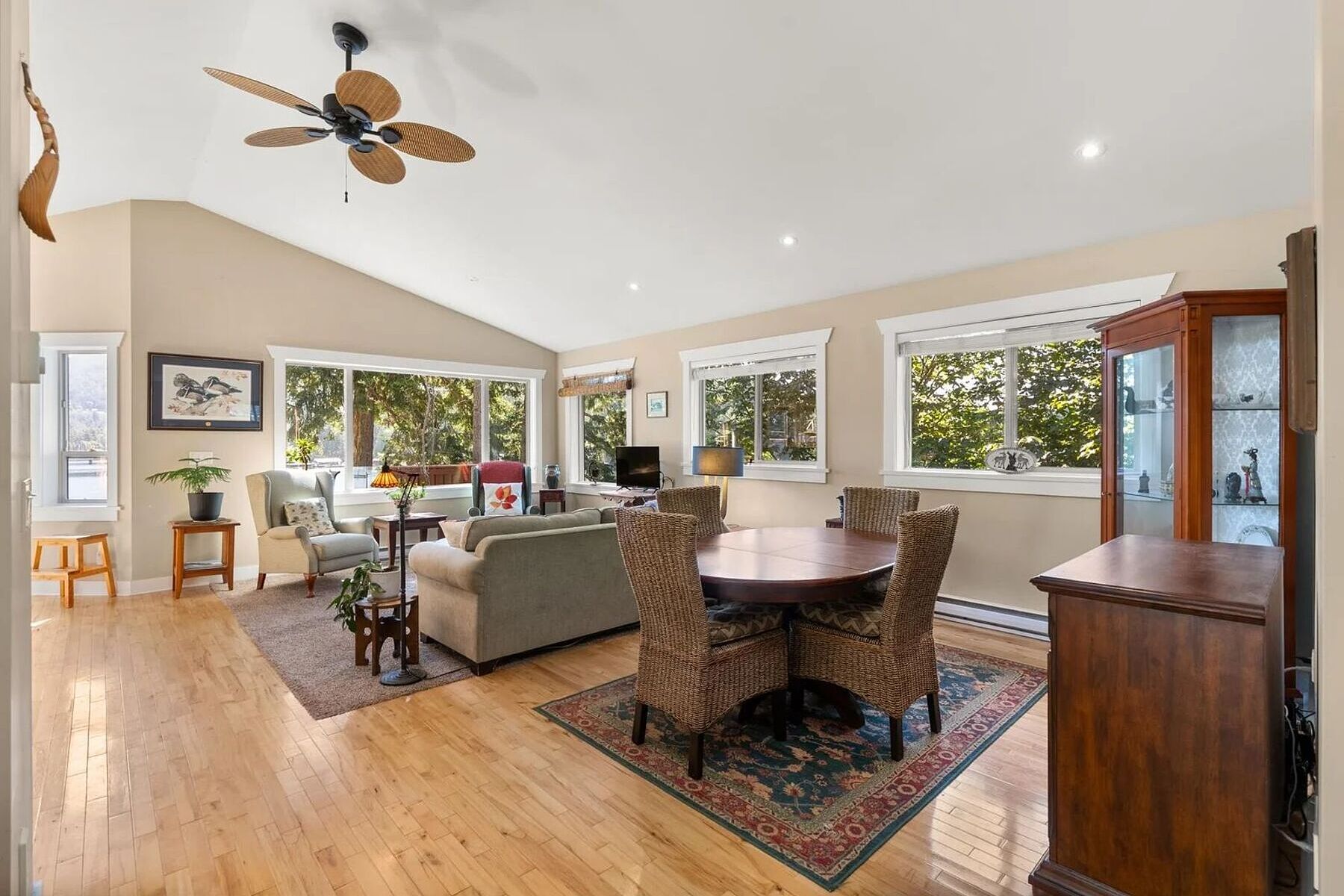  Madeira Park, Sunshine Coast - 物件實景