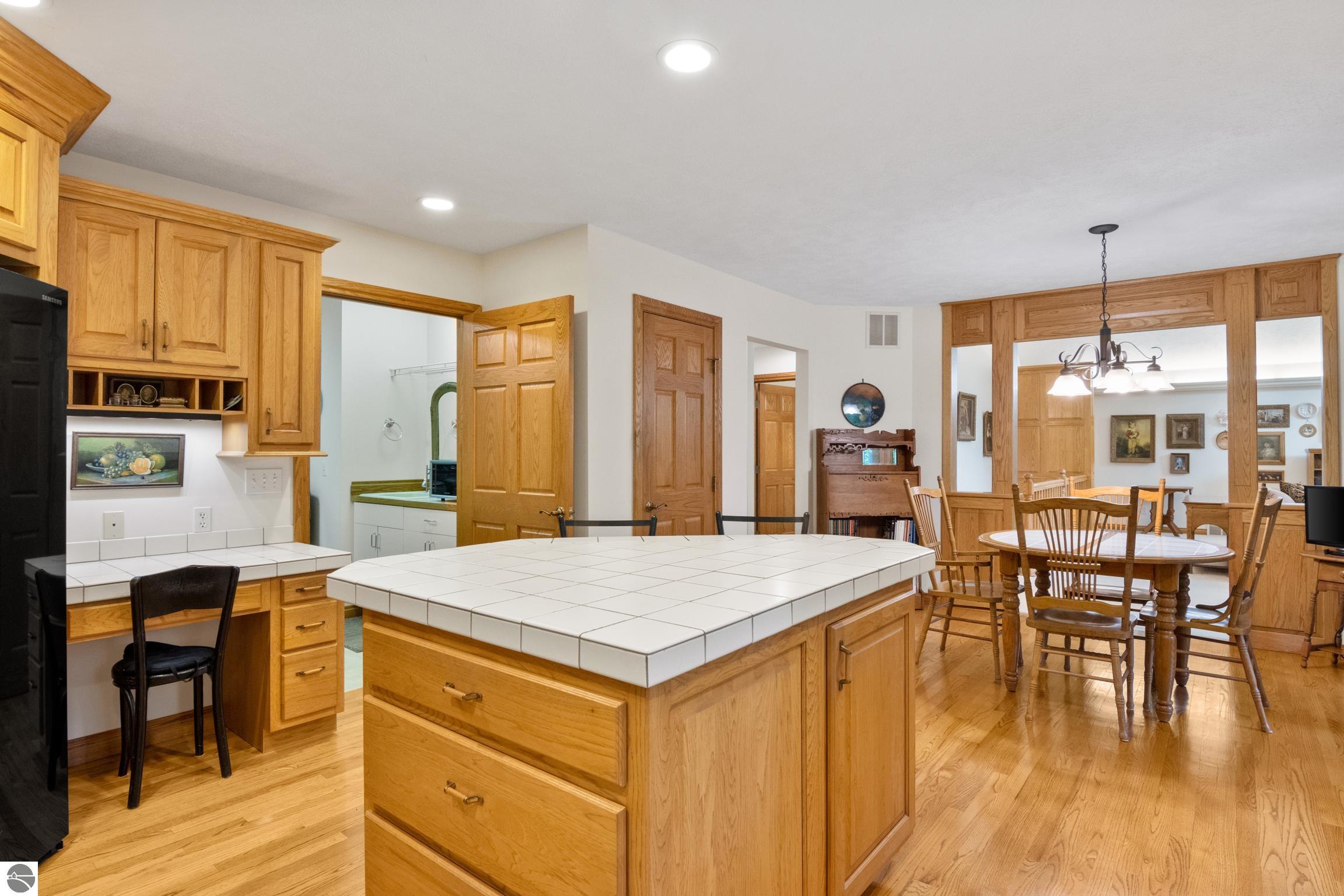 Suttons Bay, Michigan, 49682, United States, 3 Bedrooms Bedrooms, ,3 BathroomsBathrooms,Residential,For Sale,1943480
