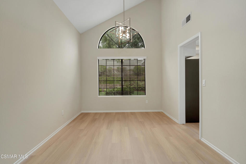 Agoura Hills, California, 91301, United States, 3 Bedrooms Bedrooms, ,3 BathroomsBathrooms,Residential,For Sale,1989584