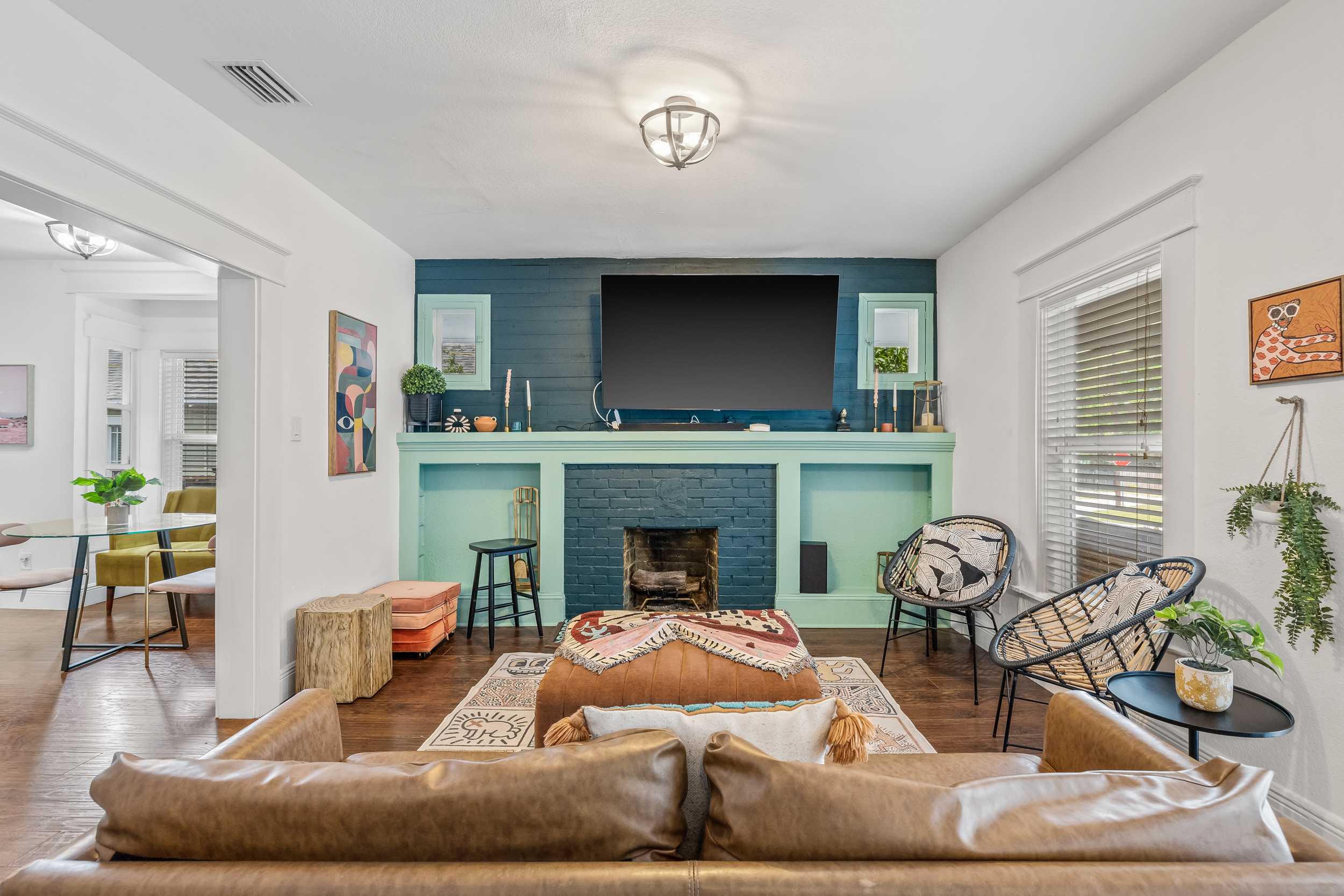 Tampa, Florida, 33604, United States, 3 Bedrooms Bedrooms, ,2 BathroomsBathrooms,Residential,For Sale,1927688