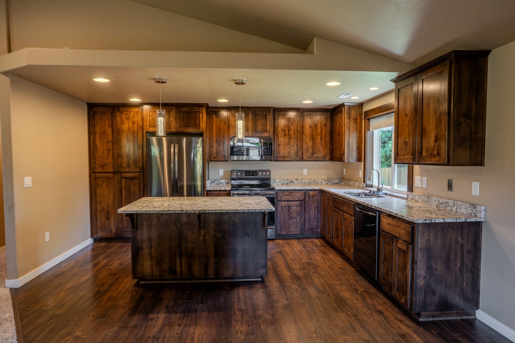  2196 Crestbrook Road Medford, OR 97504 - 物件實景