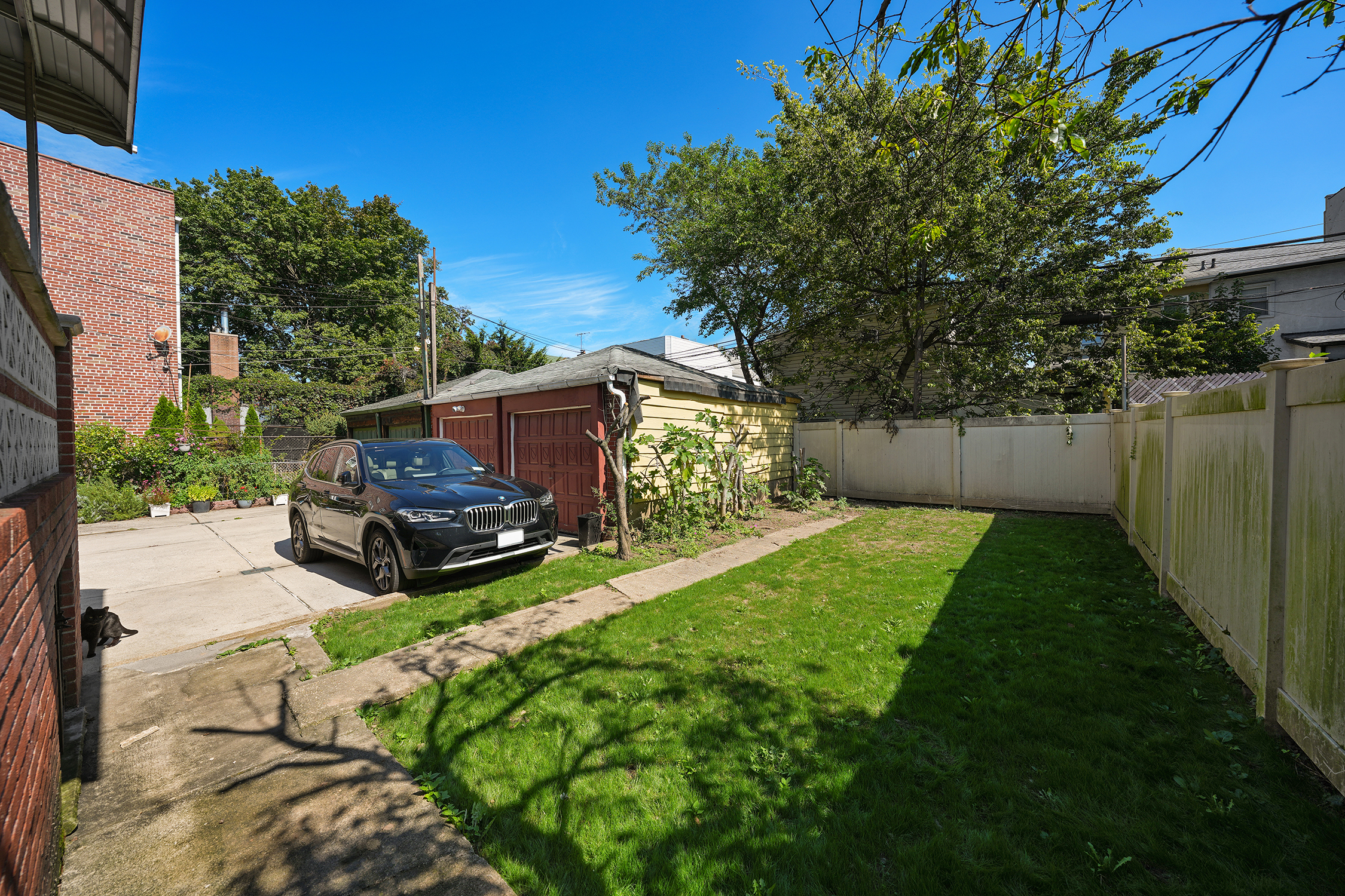 Brooklyn, New York, 11230, United States, 4 Bedrooms Bedrooms, ,4 BathroomsBathrooms,Residential,For Sale,1981094