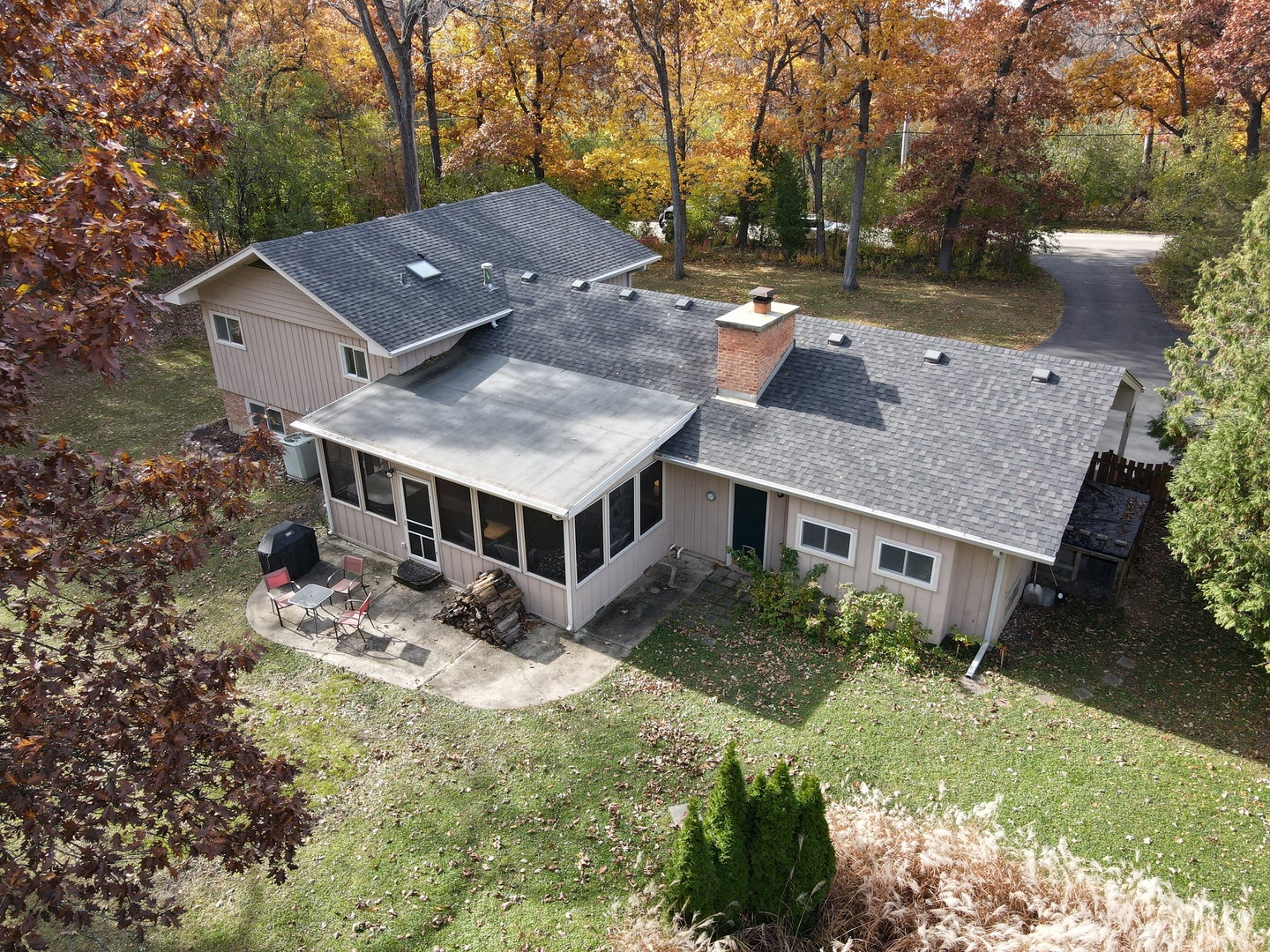 North Barrington, Illinois, 60010, United States, 4 Bedrooms Bedrooms, ,3 BathroomsBathrooms,Residential,For Sale,1991124