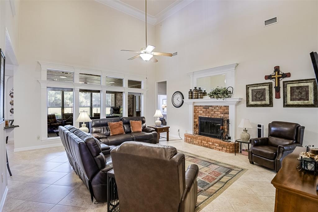 Mansfield, Texas, 76063, United States, 3 Bedrooms Bedrooms, ,3 BathroomsBathrooms,Residential,For Sale,1928562