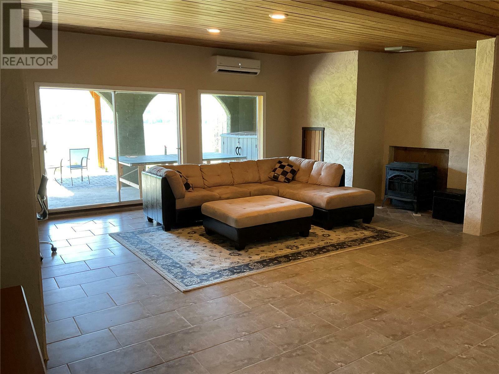 BURTON, British Columbia, V0G 1E0, CA, 4 Bedrooms Bedrooms, ,3 BathroomsBathrooms,Residential,For Sale,1836821