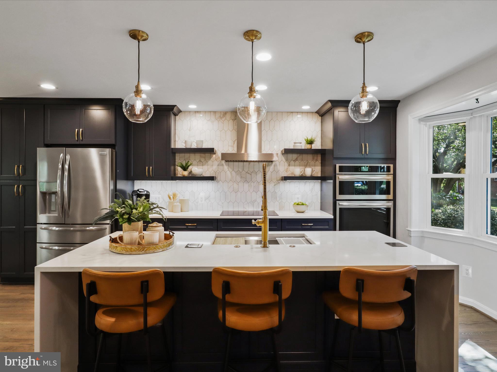 Arlington, Virginia, 22205, United States, 3 Bedrooms Bedrooms, ,3 BathroomsBathrooms,Residential,For Sale,1943915