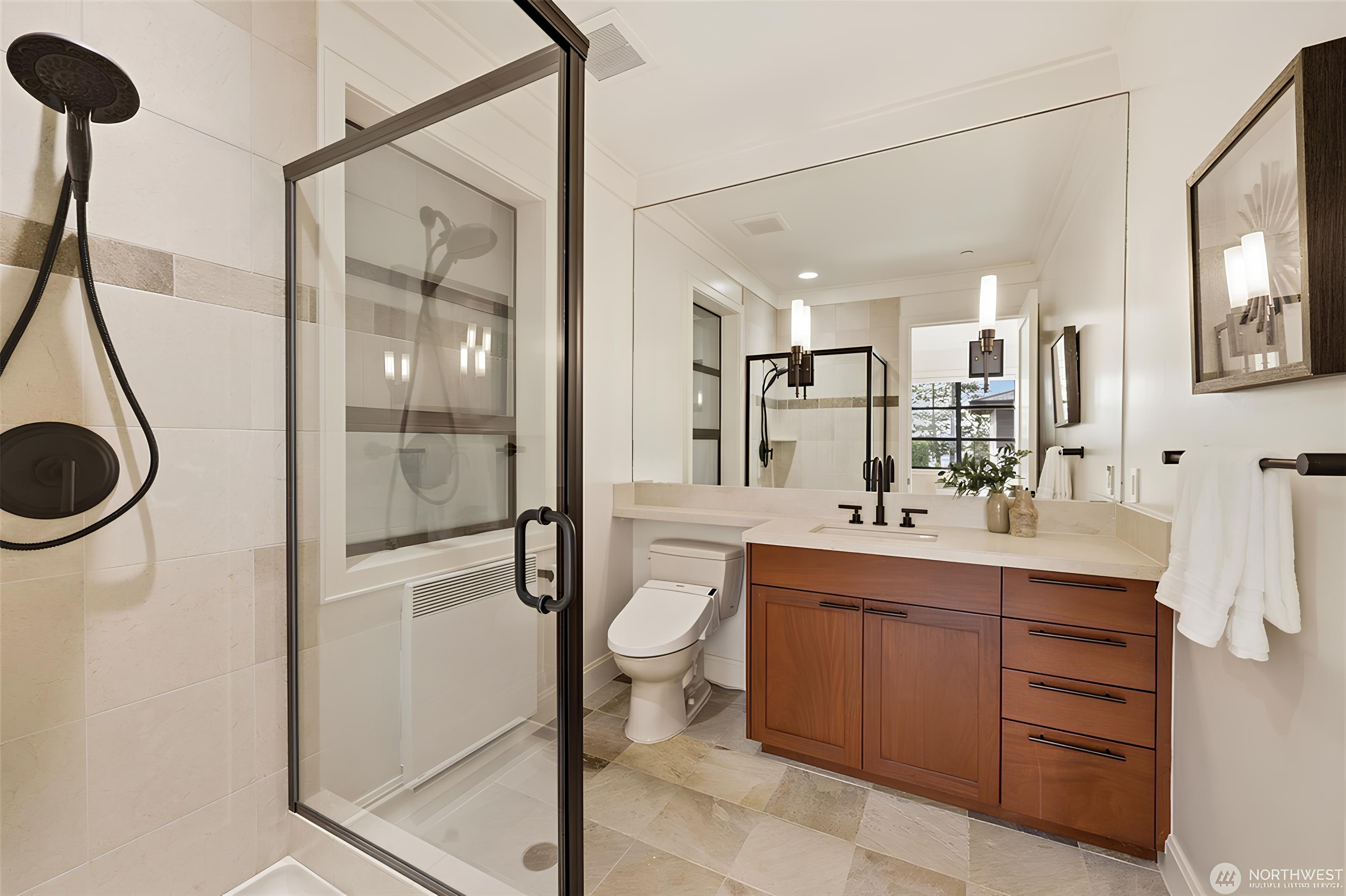  9632 Lake Washington Blvd NE, Bellevue, WA 98004 - 物件實景