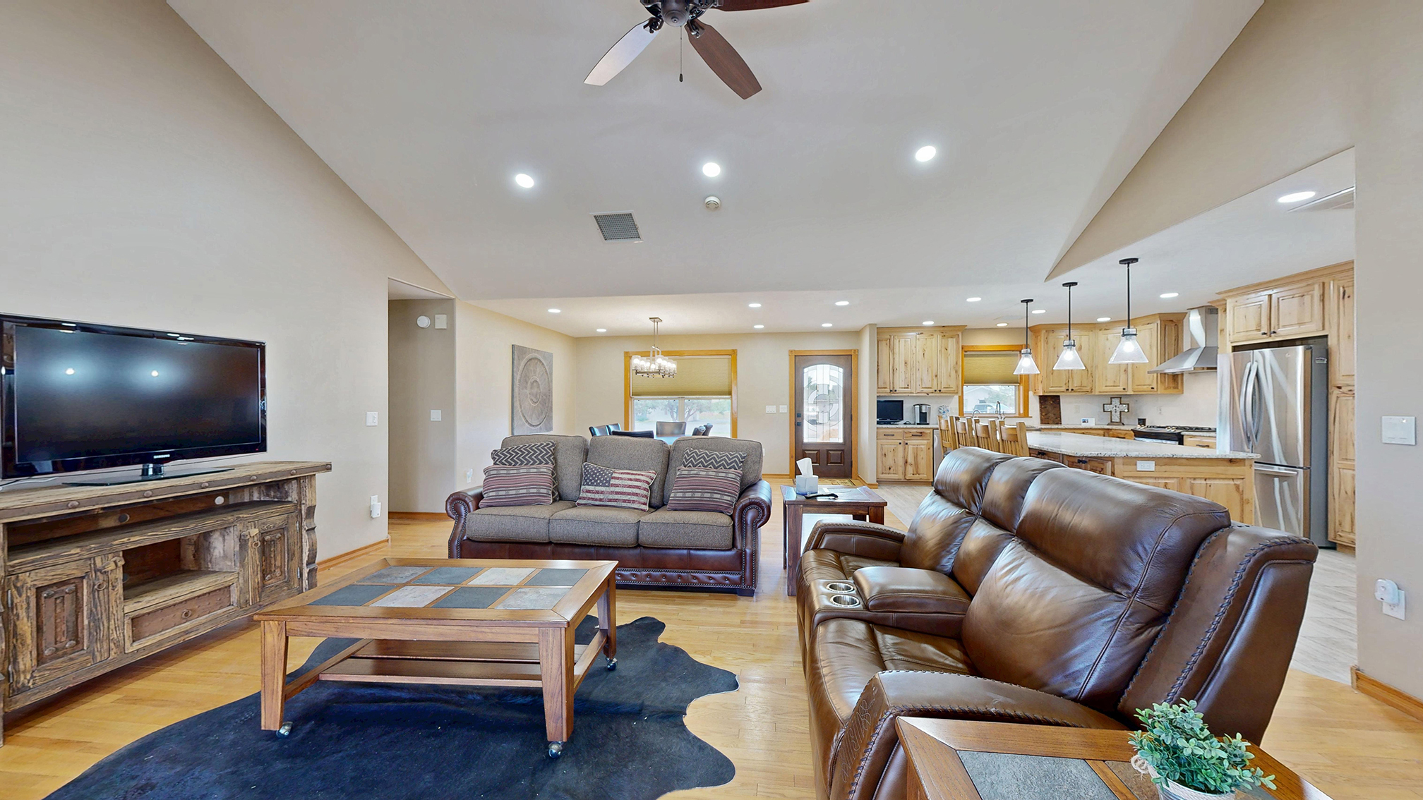 Alto, New Mexico, 88312, United States, 3 Bedrooms Bedrooms, ,2 BathroomsBathrooms,Residential,For Sale,1891048