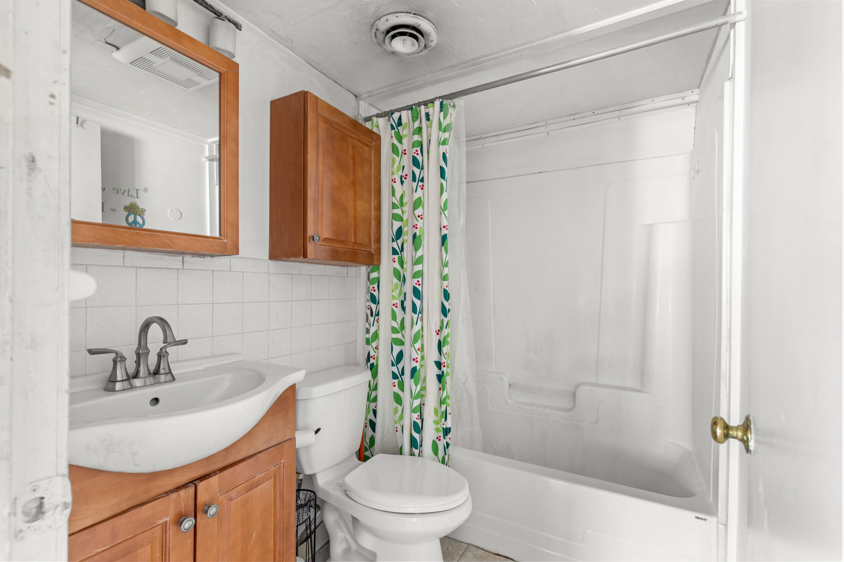  8 Pond View Circle, Plymouth, MA, 02360 - 物件實景