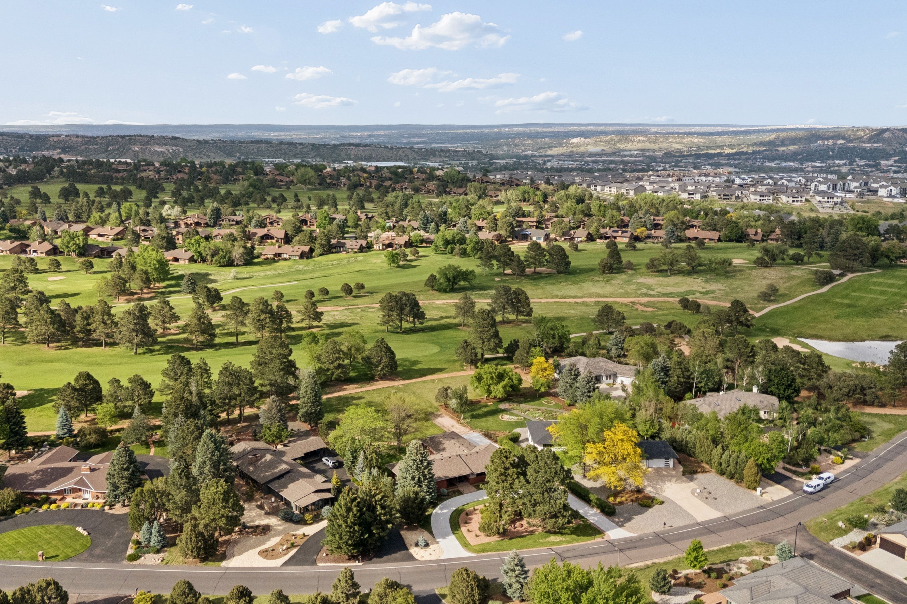  Main Level Living, Backs to Golf Course - 物件實景