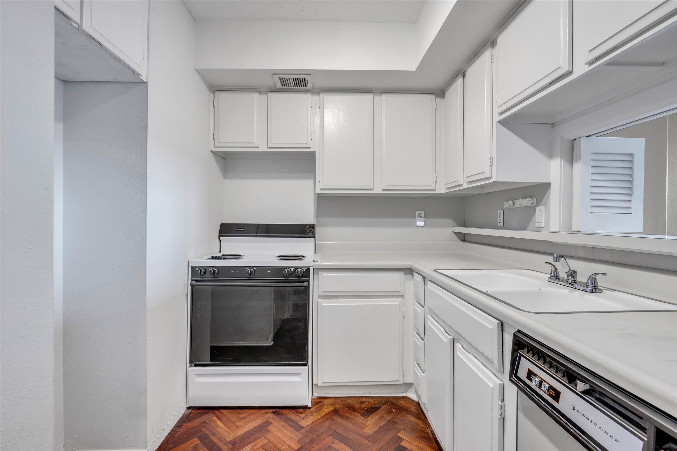  3614 Montrose Boulevard #900 - 物件實景