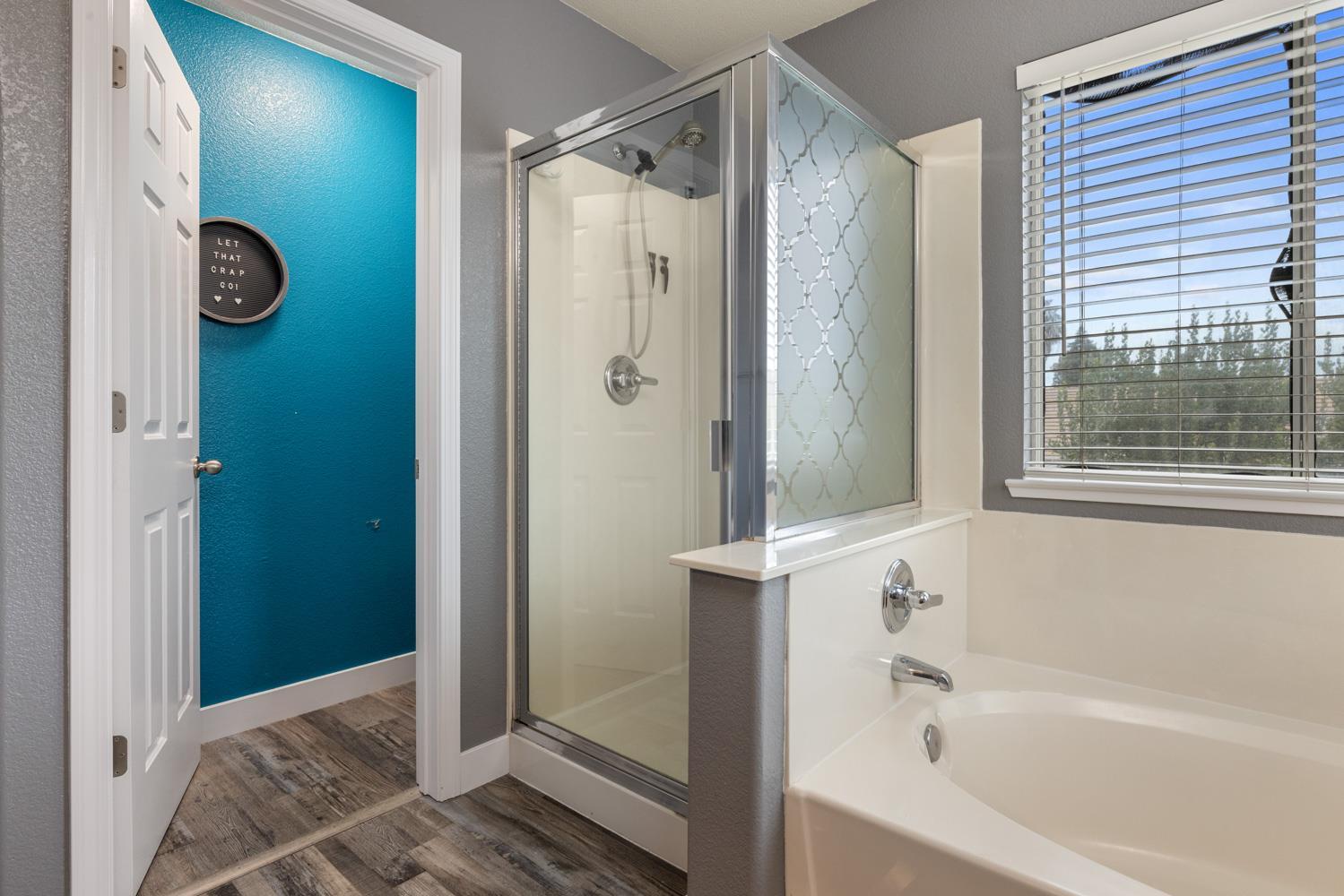 Ripon, California, 95366, United States, 6 Bedrooms Bedrooms, ,3 BathroomsBathrooms,Residential,For Sale,1978022