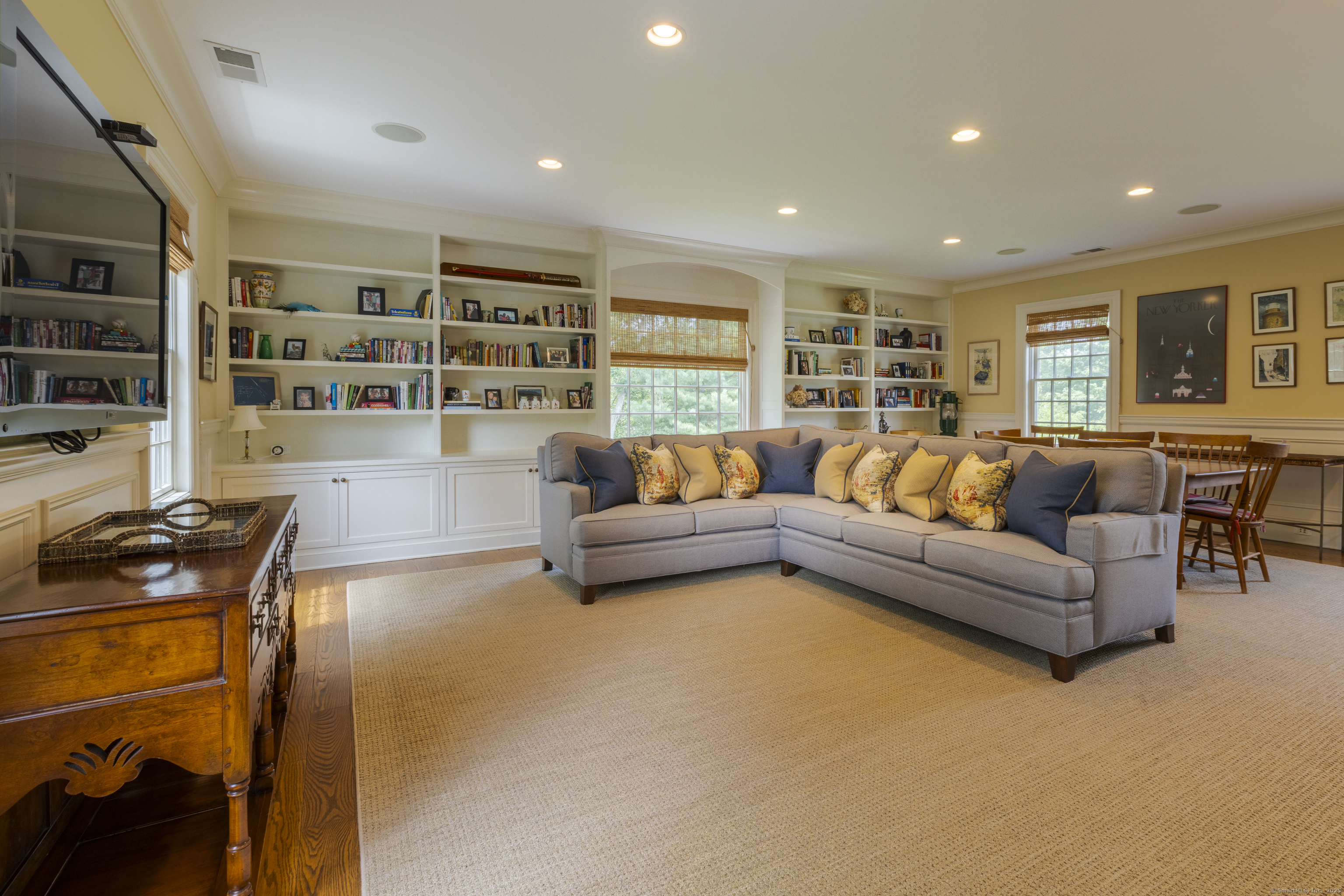 Madison, Connecticut, 06443, United States, 6 Bedrooms Bedrooms, ,5 BathroomsBathrooms,Residential,For Sale,1804612