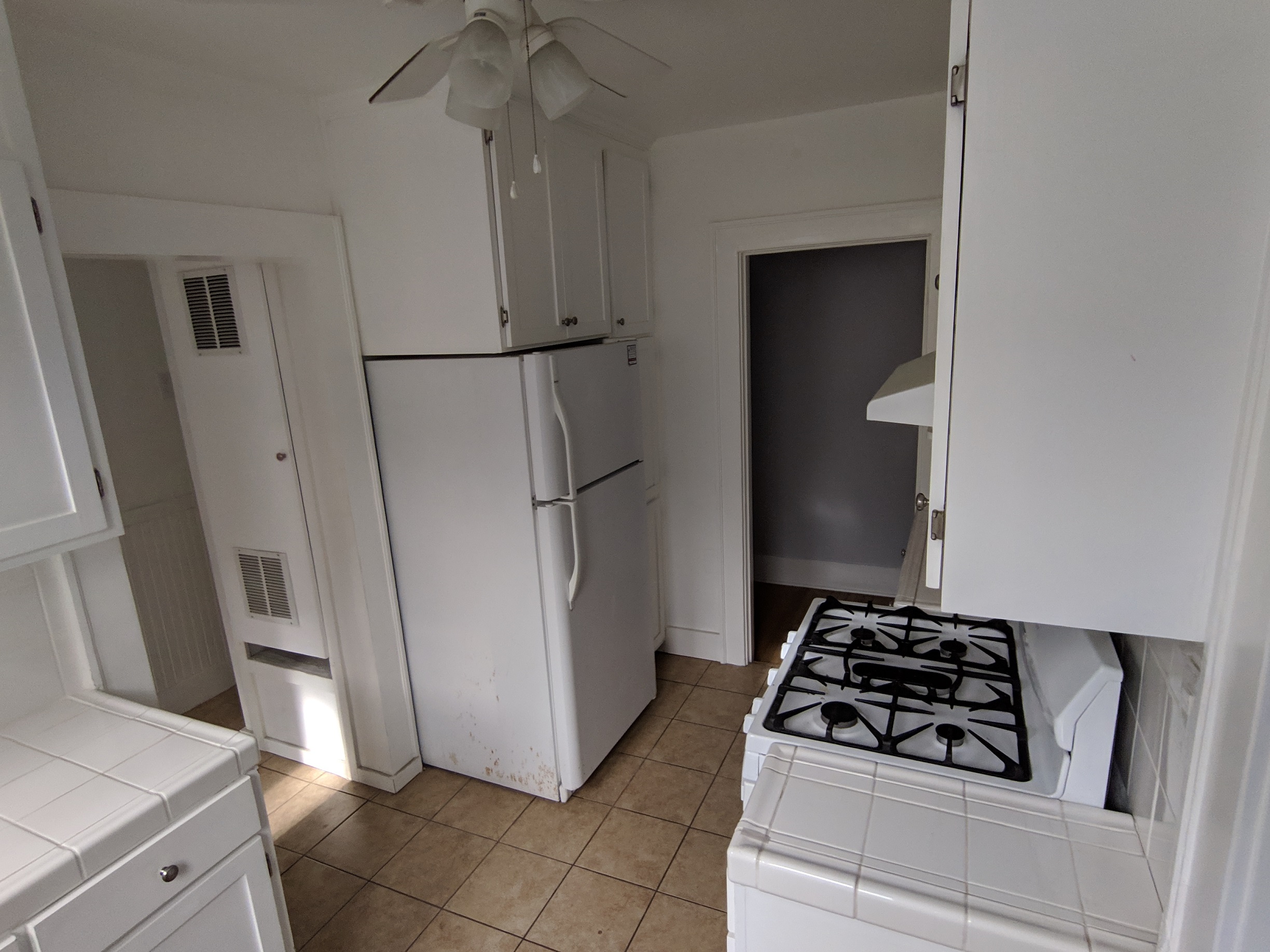 Los Angeles, California, 90019, United States, 8 Bedrooms Bedrooms, ,4 BathroomsBathrooms,Residential,For Sale,1864007