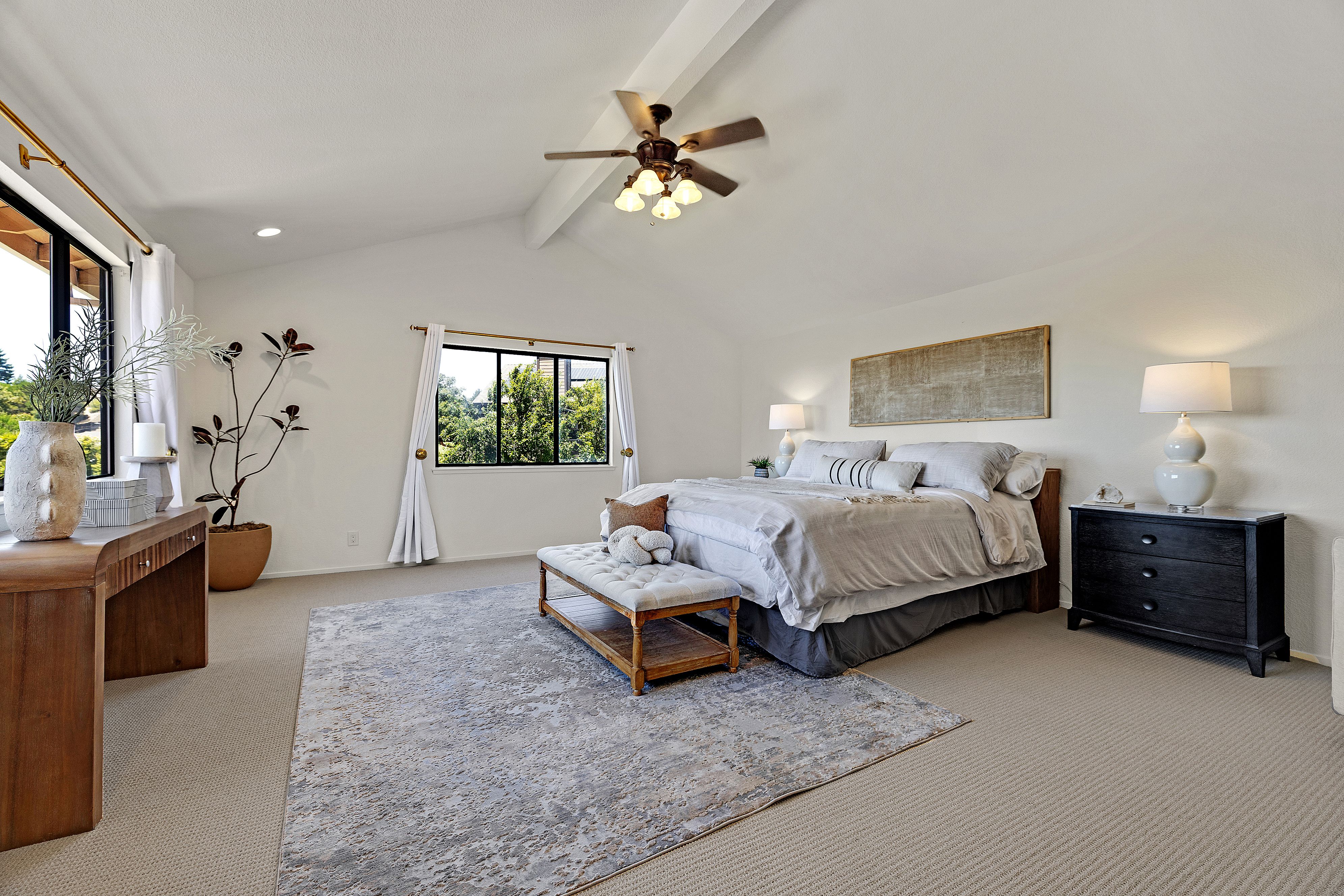  Updated Corner-Lot Home with Premier Community Amenities - 物件實景