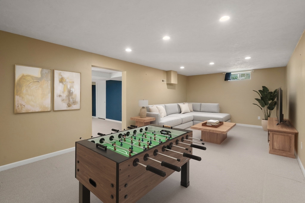 Westborough, Massachusetts, 01581, United States, 4 Bedrooms Bedrooms, ,4 BathroomsBathrooms,Residential,For Sale,1986469