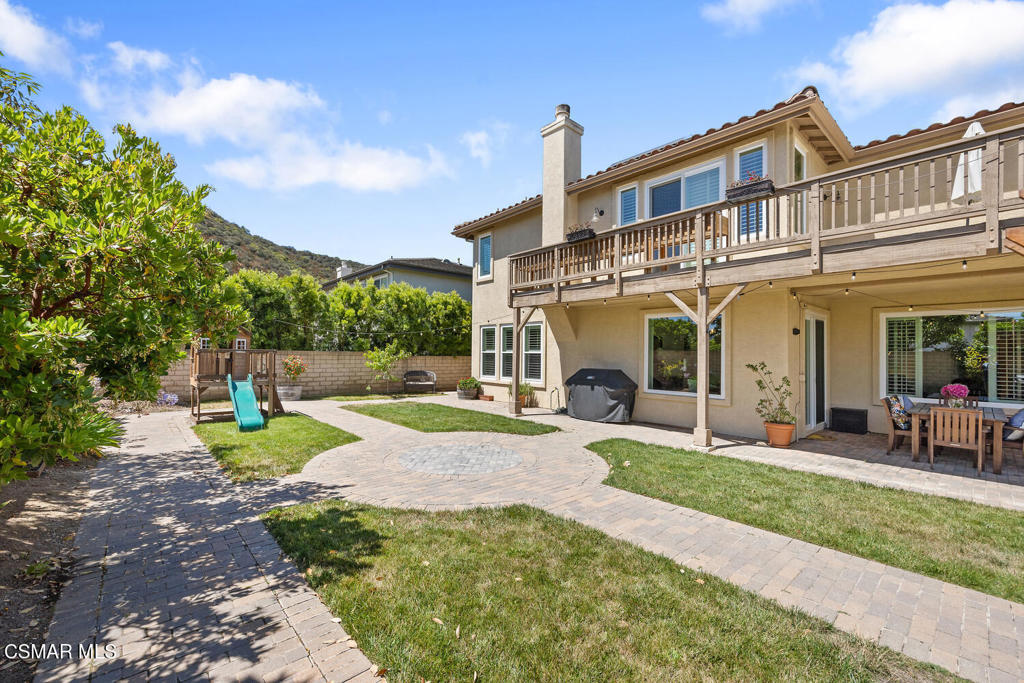 Newbury Park, California, 91320, United States, 4 Bedrooms Bedrooms, ,4 BathroomsBathrooms,Residential,For Sale,1941657