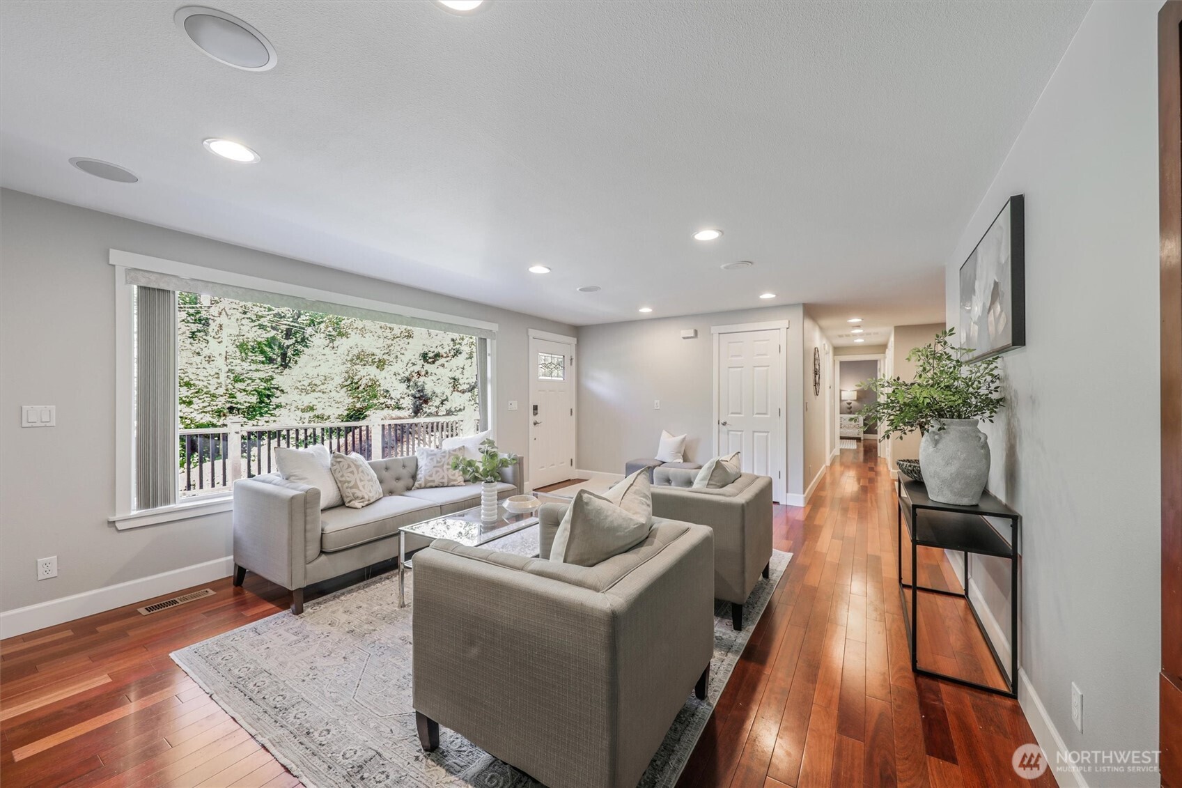 Sammamish, Washington, 98074, United States, 4 Bedrooms Bedrooms, ,1 BathroomBathrooms,Residential,For Sale,1914208