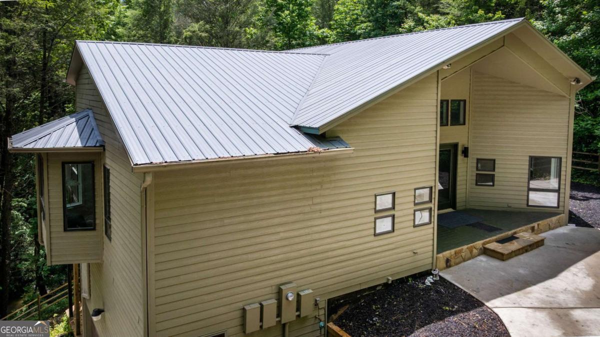 Ellijay, Georgia, 30540, United States, 5 Bedrooms Bedrooms, ,5 BathroomsBathrooms,Residential,For Sale,1868154