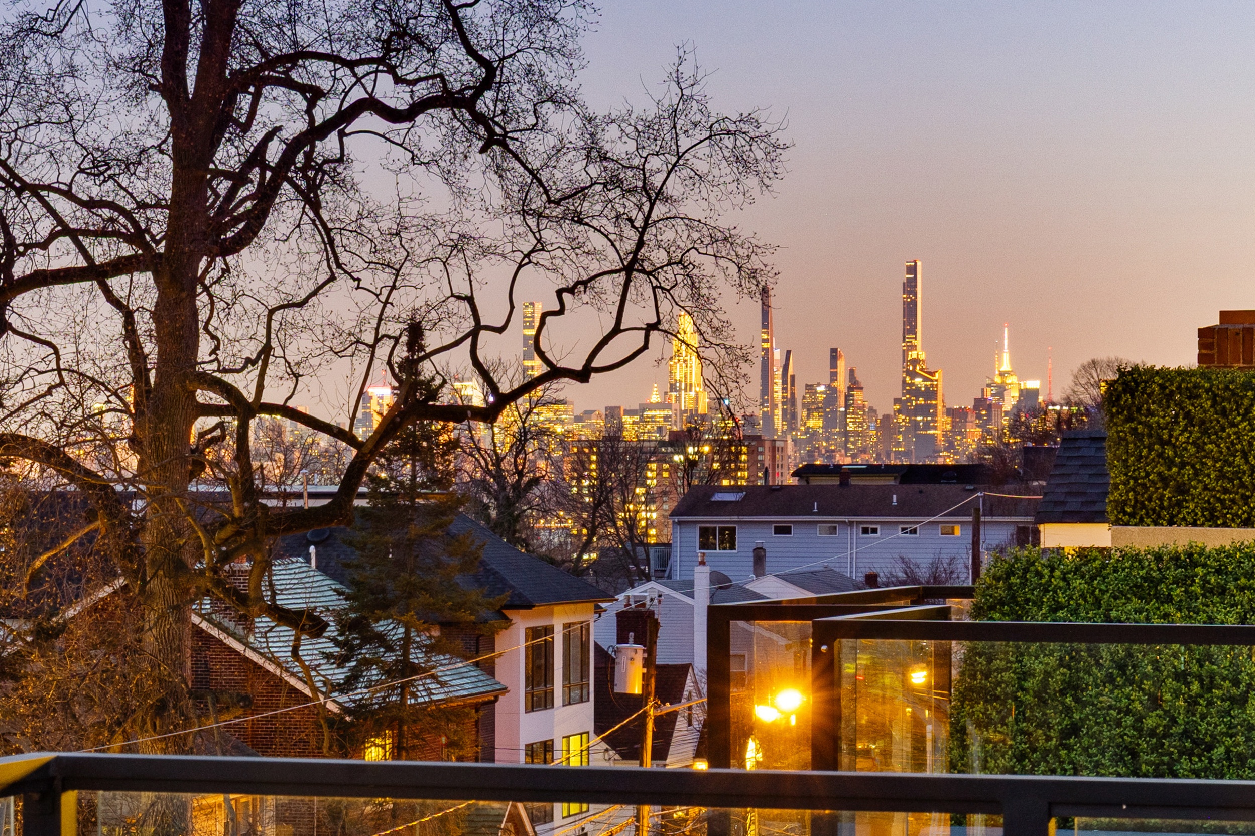  712 Undercliff Avenue, Edgewater, NJ, 07020 - 物件實景