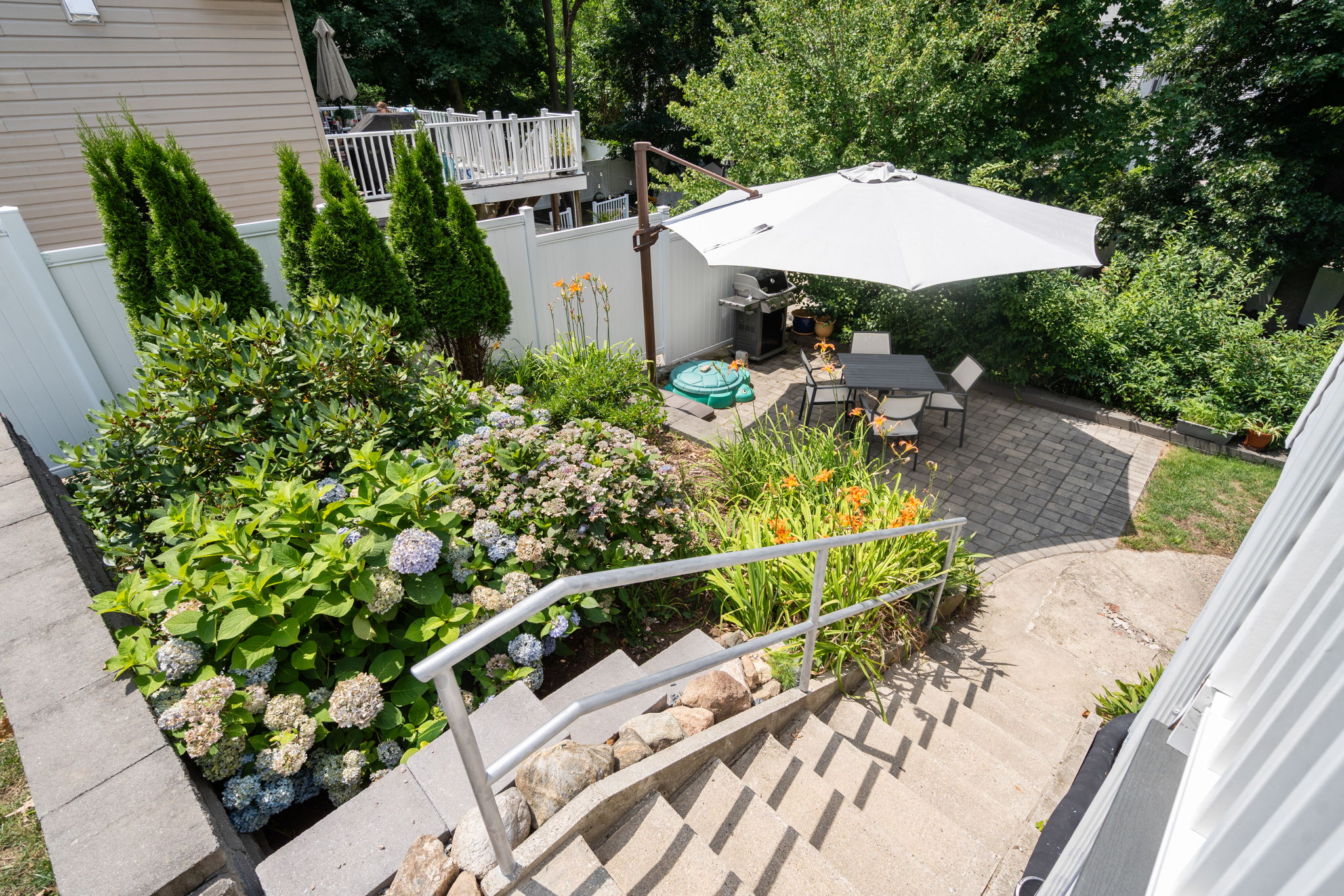  46 Macarthur Road, Stoneham, MA, 02180 - 物件實景