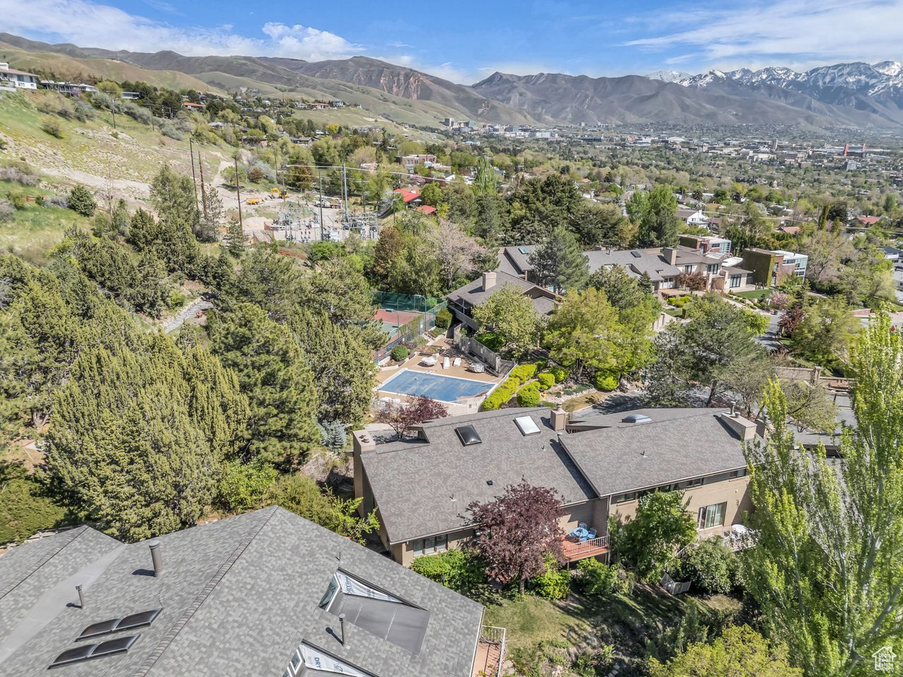 Salt Lake City, Utah, 84103, United States, 3 Bedrooms Bedrooms, ,3 BathroomsBathrooms,Residential,For Sale,1794274
