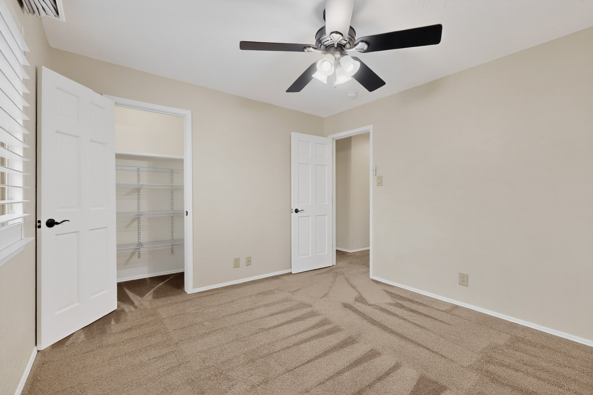 Albuquerque, New Mexico, 87109, United States, 4 Bedrooms Bedrooms, ,3 BathroomsBathrooms,Residential,For Sale,1985766