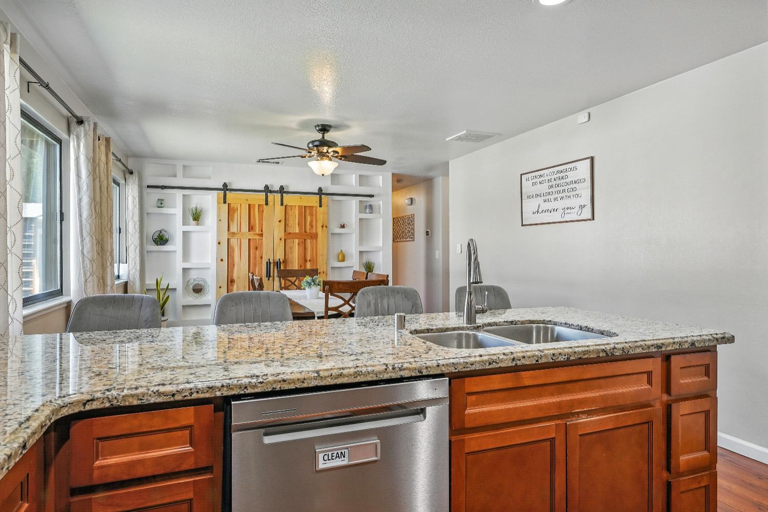Sacramento, California, 95841, United States, 4 Bedrooms Bedrooms, ,2 BathroomsBathrooms,Residential,For Sale,1924634