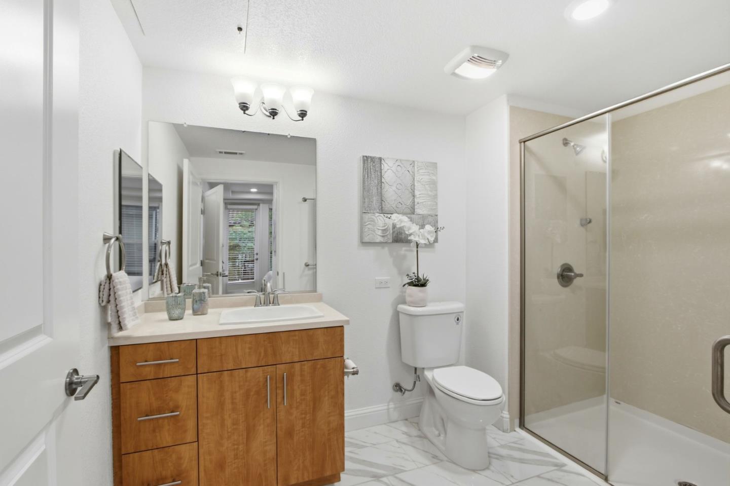 Santa Clara, California, 95051, United States, 2 Bedrooms Bedrooms, ,2 BathroomsBathrooms,Residential,For Sale,1989237