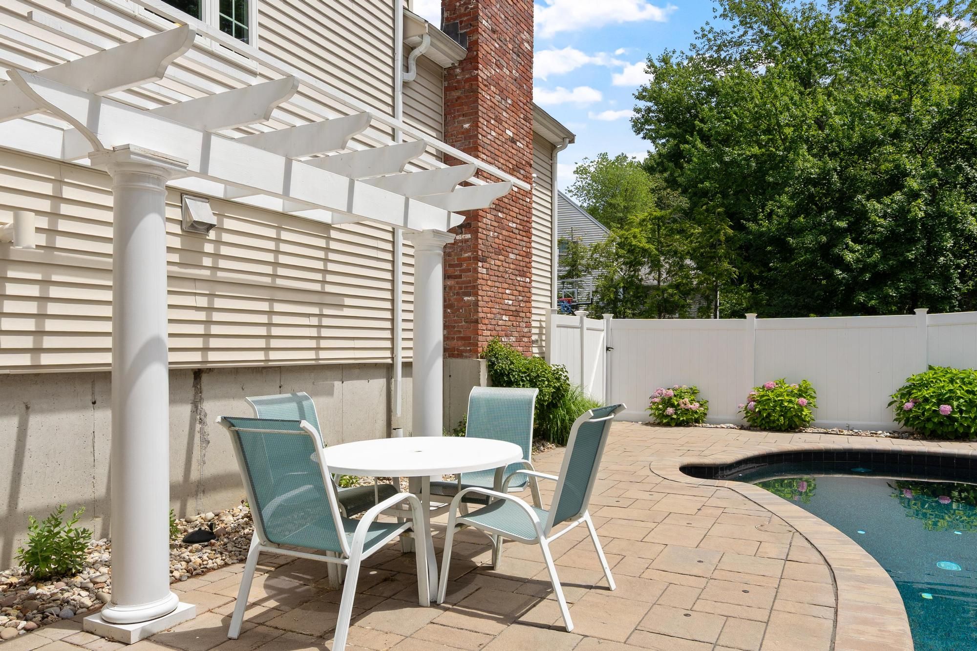  60 Wescott Circle, Tewksbury, MA, 01876 - 物件實景