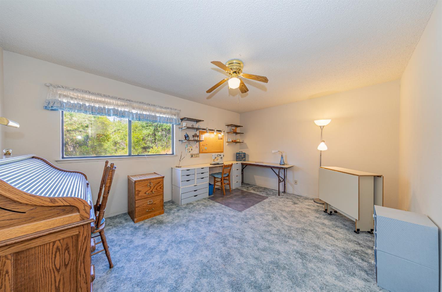 Oakhurst, California, 93644, United States, 4 Bedrooms Bedrooms, ,3 BathroomsBathrooms,Residential,For Sale,2005365