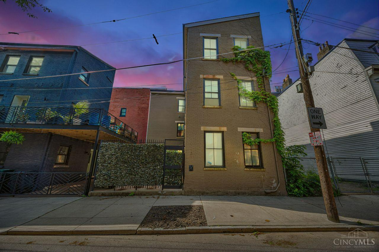 Cincinnati, Ohio, 45202, United States, ,Residential,For Sale,1828397