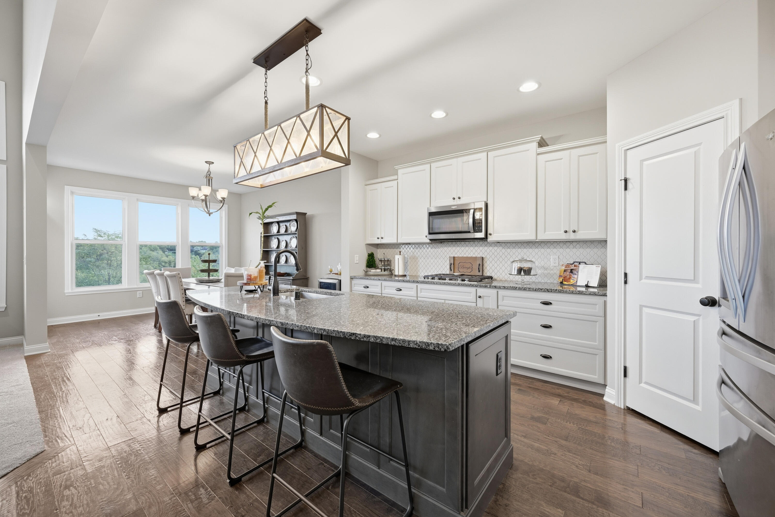 Alexandria, Kentucky, 41001, United States, 4 Bedrooms Bedrooms, ,4 BathroomsBathrooms,Residential,For Sale,1970891