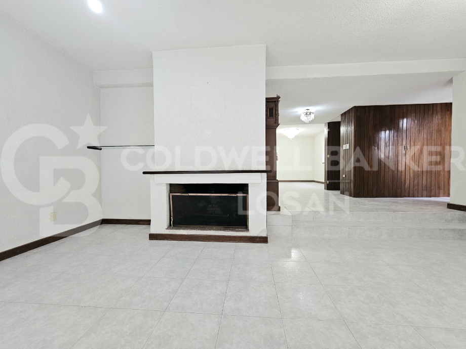 Tlalnepantla de Baz, Estado de méxico, 54054, Mexico, 3 Bedrooms Bedrooms, ,3 BathroomsBathrooms,Residential,For Sale,1807312