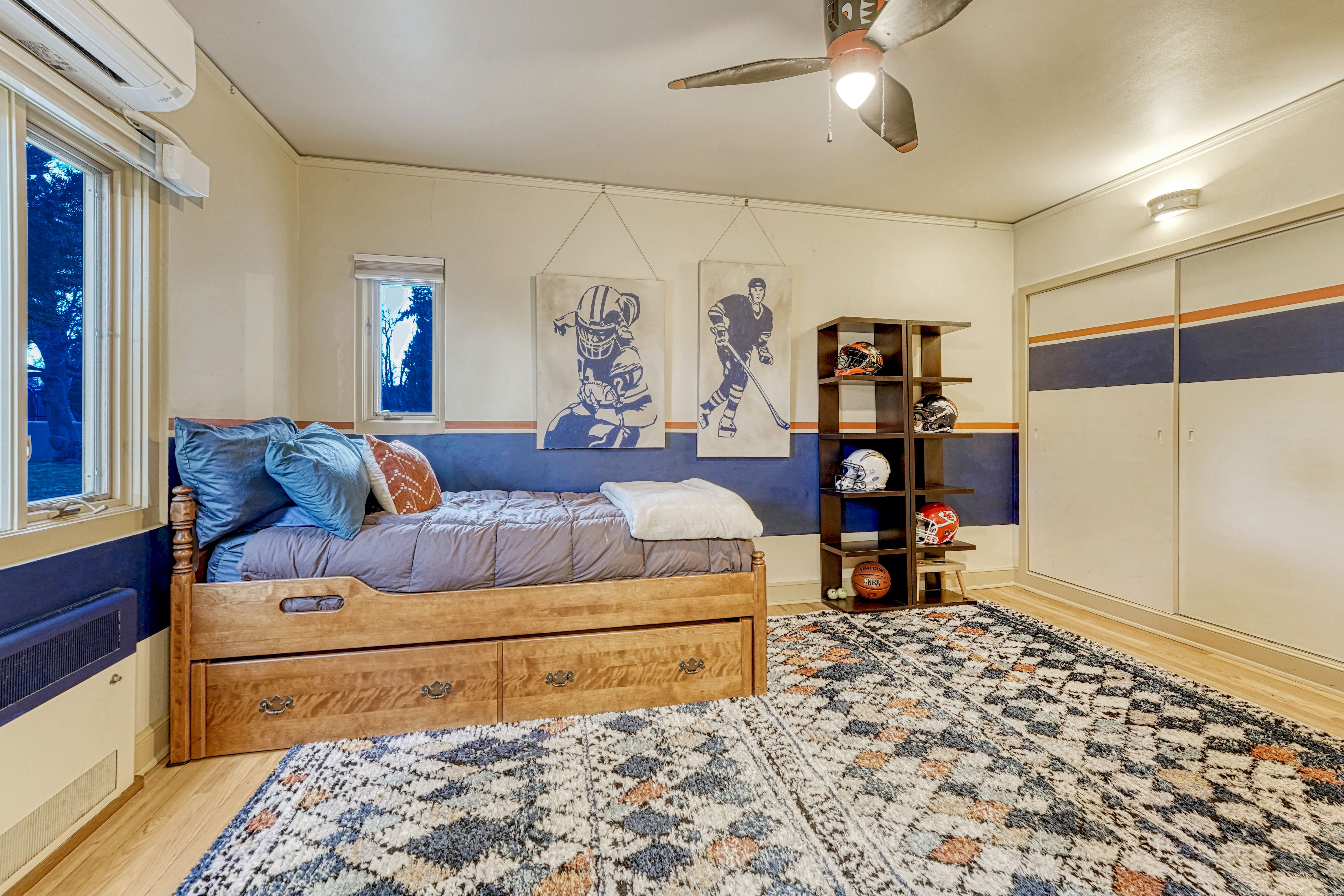  Introducing the Harold Florman House, a Rare and Authentic 1939 Pueblo Revival - 物件實景