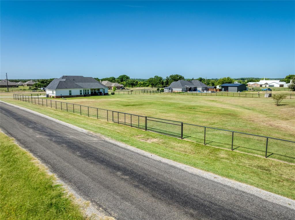 Weatherford, Texas, 76085, United States, 4 Bedrooms Bedrooms, ,2 BathroomsBathrooms,Residential,For Sale,1904359