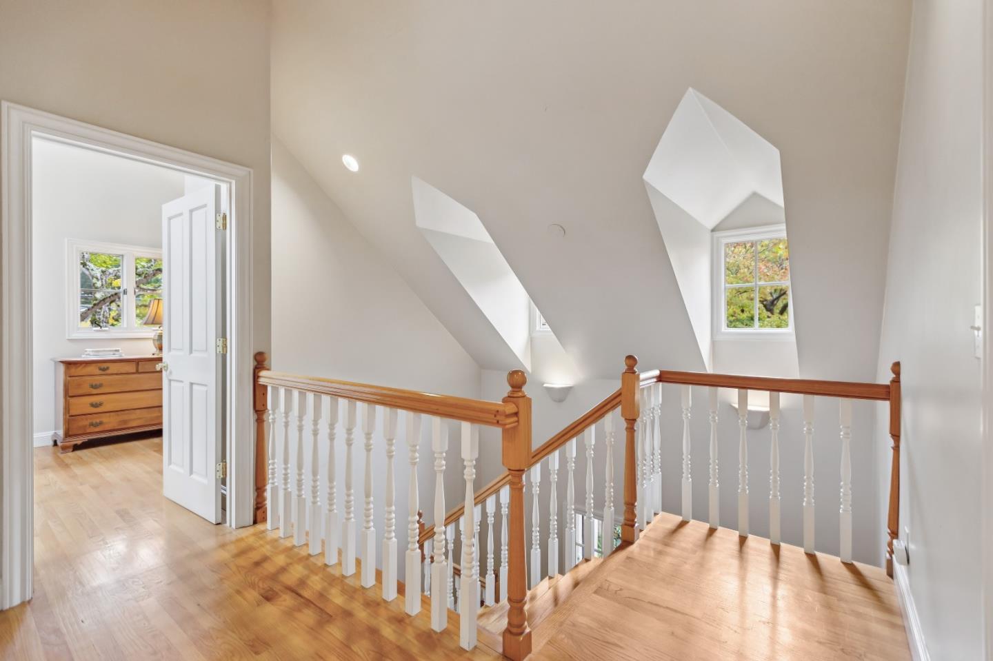 Burlingame, California, 94010, United States, 3 Bedrooms Bedrooms, ,3 BathroomsBathrooms,Residential,For Sale,1991997