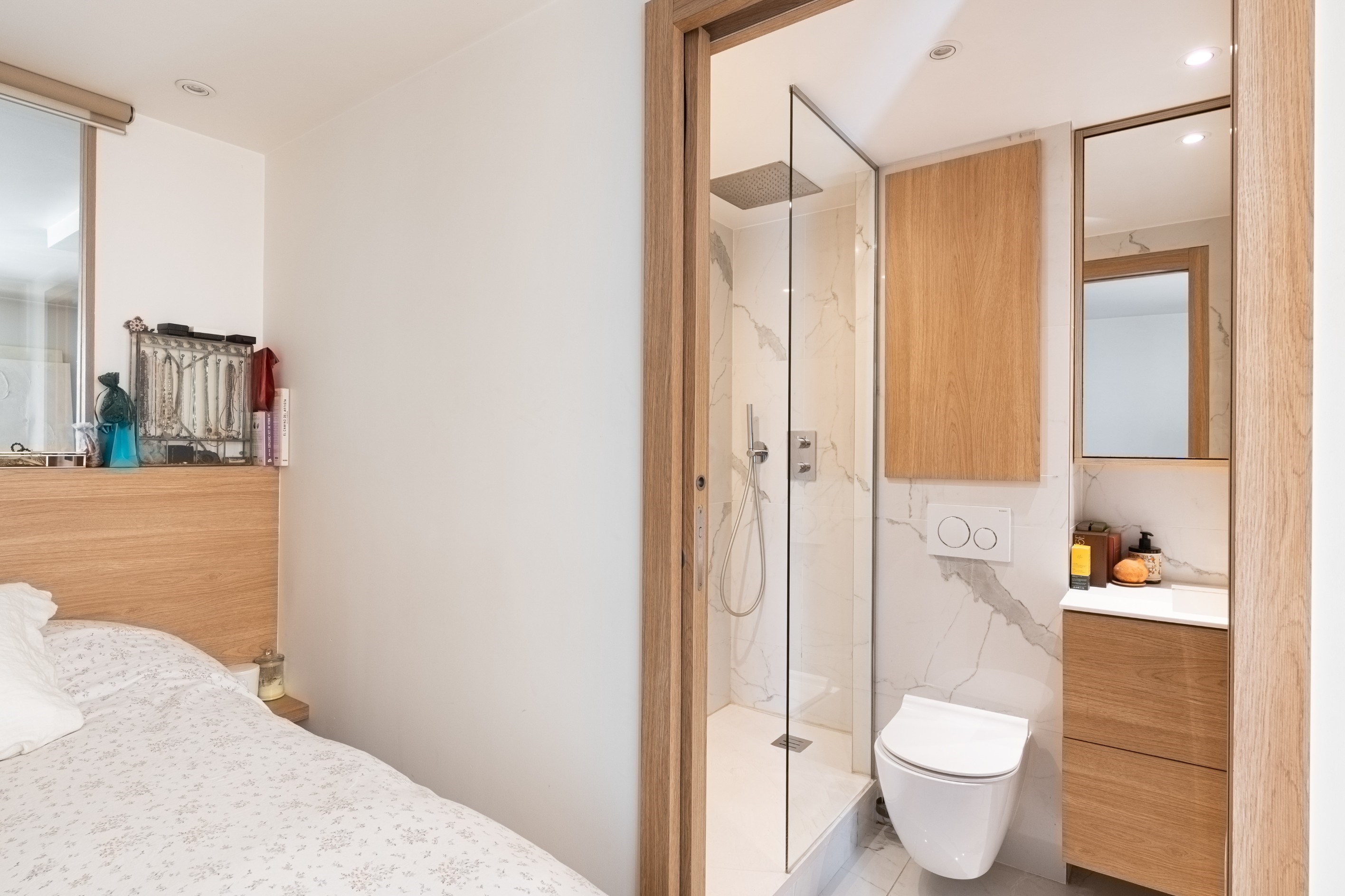  lovely pied-à-terre ideally located on Rue du Bac - 物件實景
