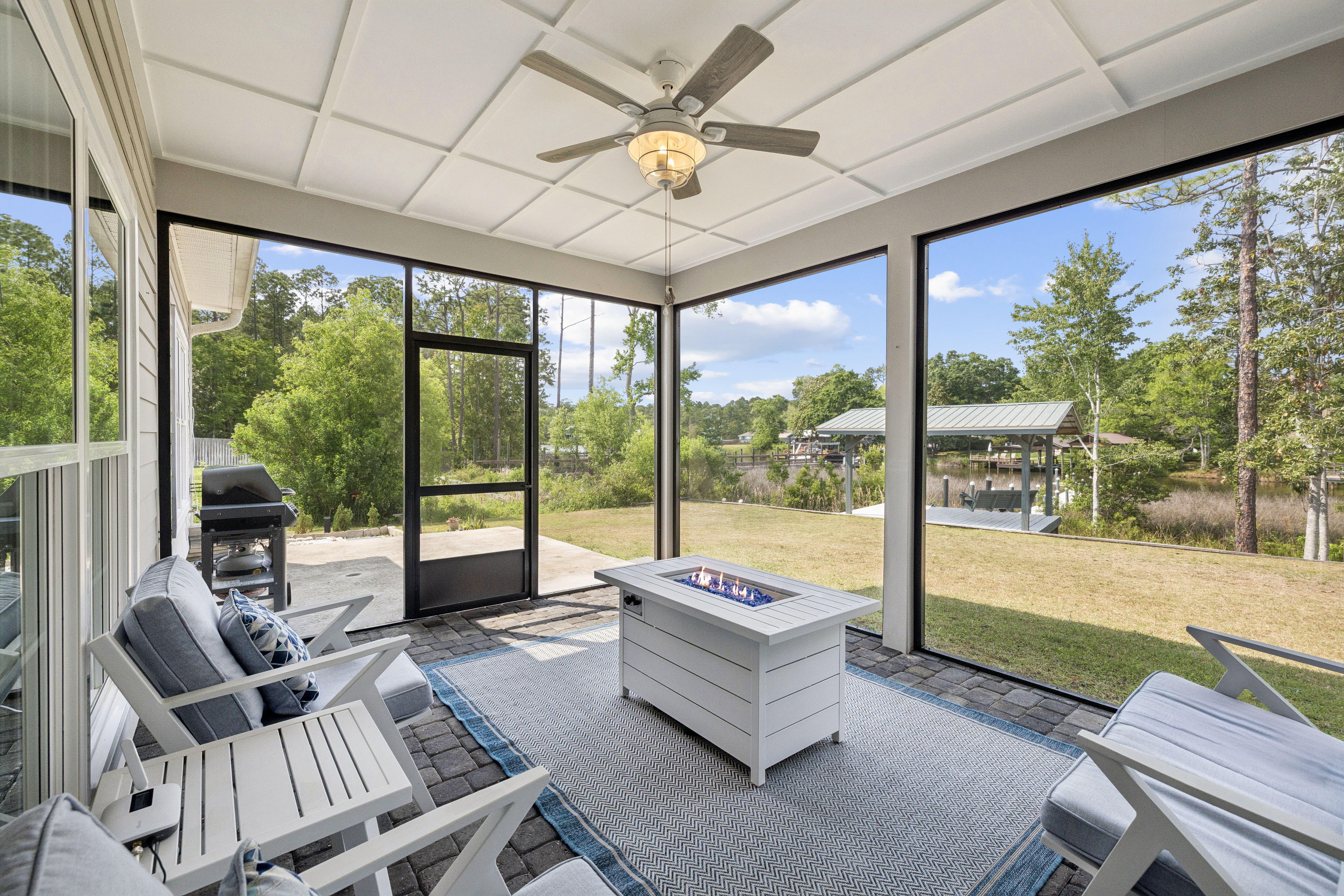  A Bayoufront Escape in Freeport - 物件實景