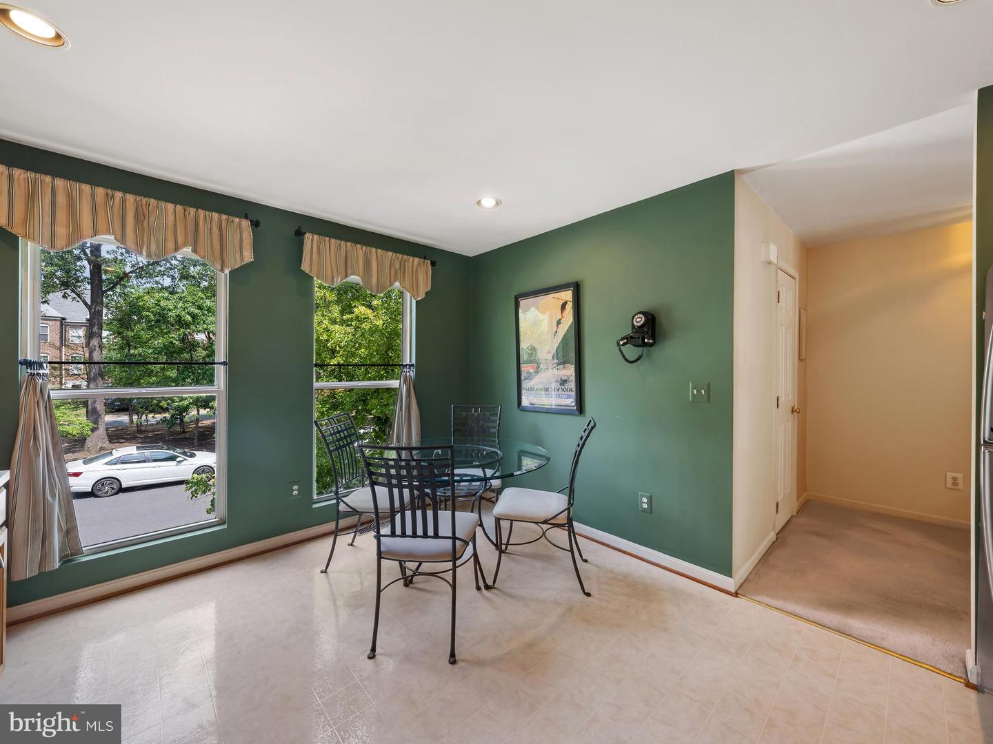 Reston, Virginia, 20190, United States, 3 Bedrooms Bedrooms, ,4 BathroomsBathrooms,Residential,For Sale,1901869