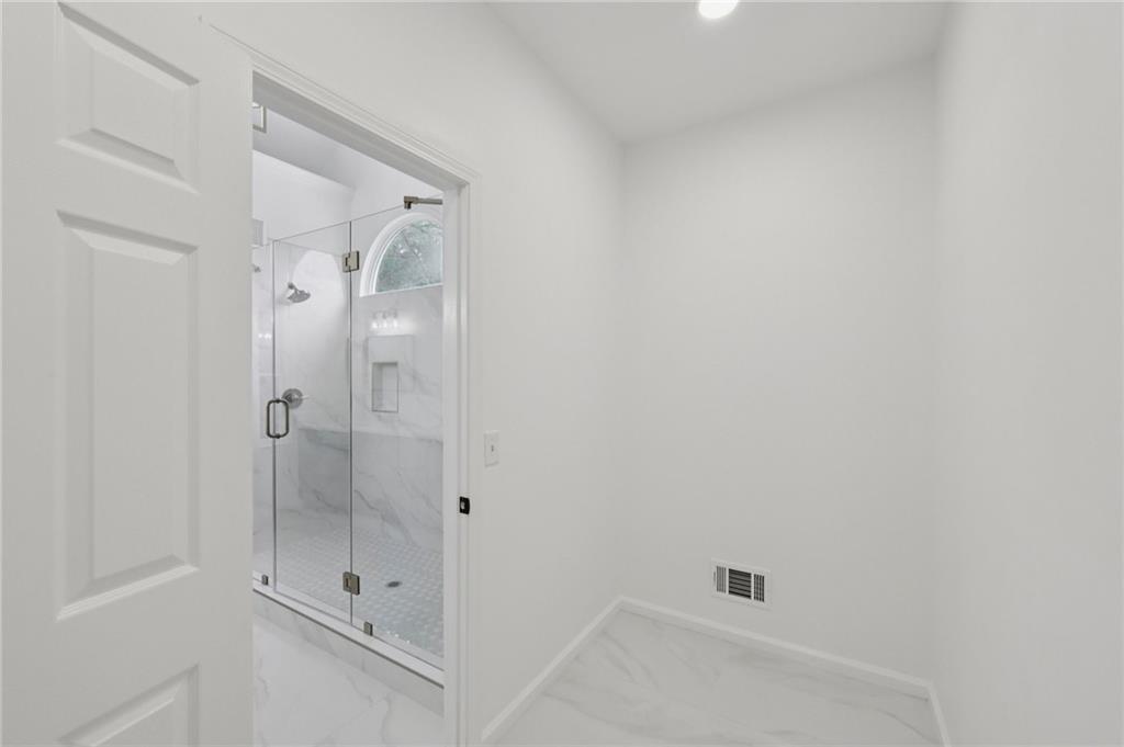 Alpharetta, Georgia, 30004, United States, 4 Bedrooms Bedrooms, ,3 BathroomsBathrooms,Residential,For Sale,1900649
