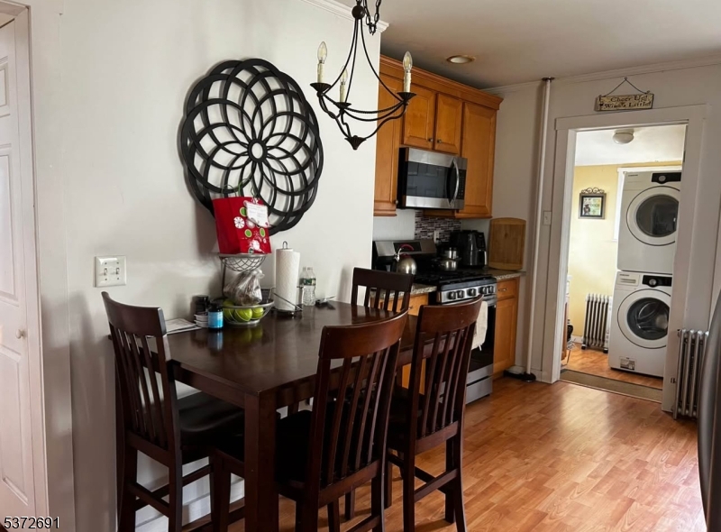 North Plainfield Boro, New Jersey, 07060-4124, United States, 5 Bedrooms Bedrooms, ,2 BathroomsBathrooms,Residential,For Sale,1977869