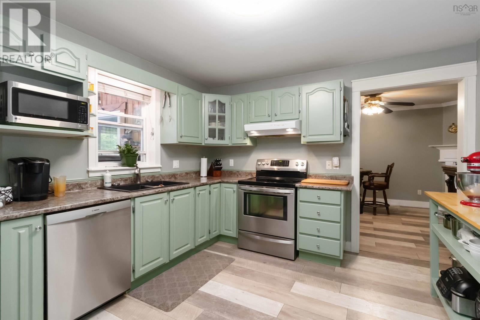 HAMMONDS PLAINS, Nova Scotia, B4B 1V6, CA, 4 Bedrooms Bedrooms, ,2 BathroomsBathrooms,Residential,For Sale,1916672