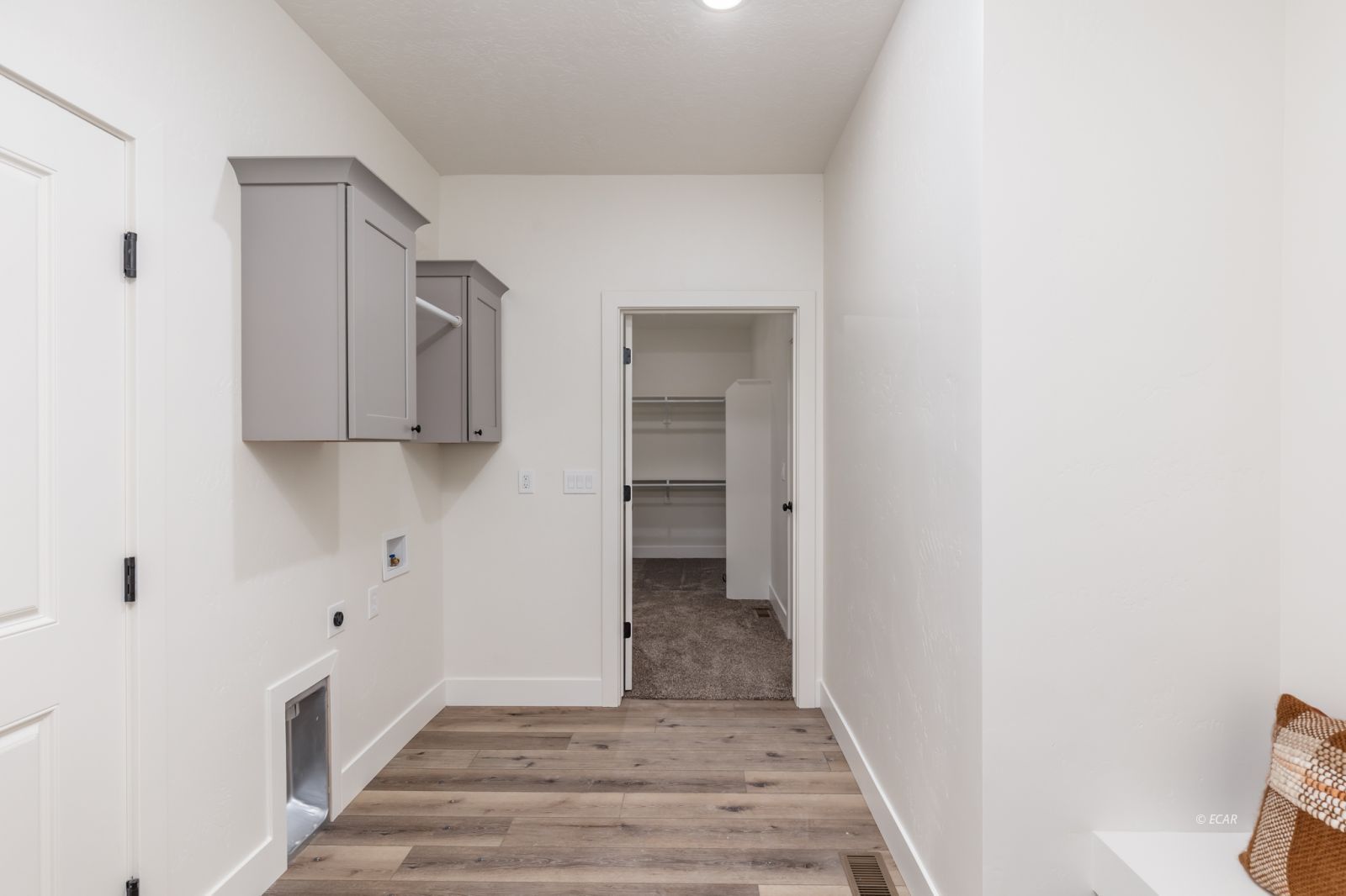 Elko, Nevada, 89801, United States, 3 Bedrooms Bedrooms, ,2 BathroomsBathrooms,Residential,For Sale,1933529