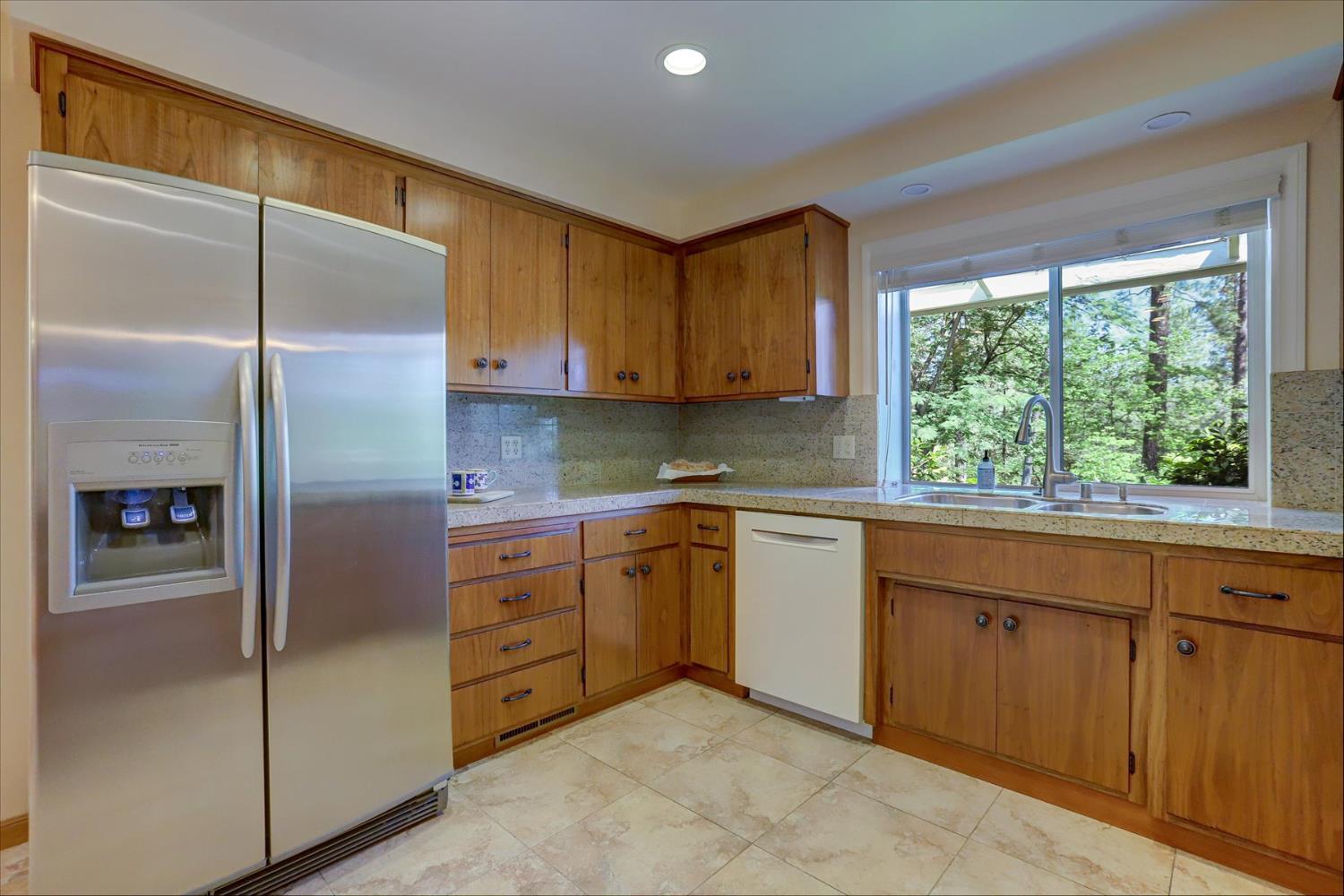 Grass Valley, California, 95949, United States, 3 Bedrooms Bedrooms, ,3 BathroomsBathrooms,Residential,For Sale,1856649