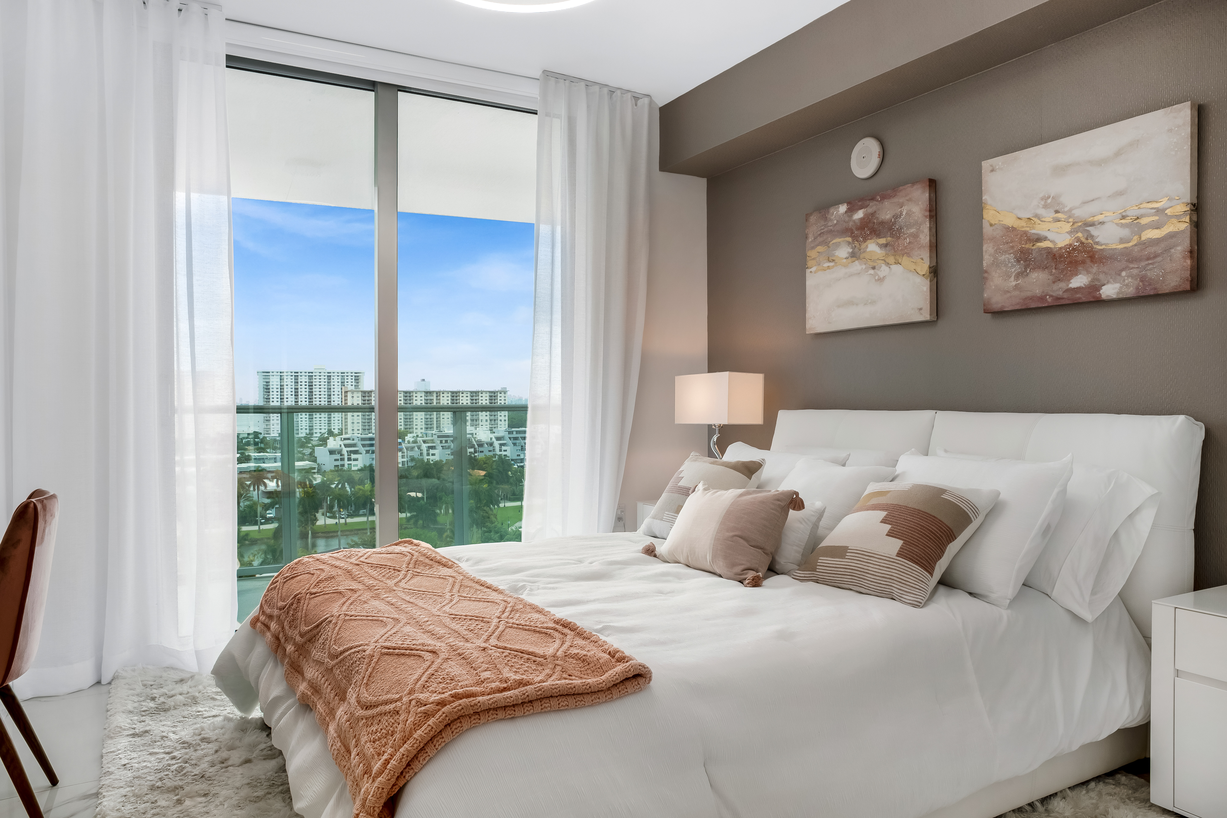  330 Sunny Isles Blvd, Sunny Isles Beach, FL, 33160 - 物件實景
