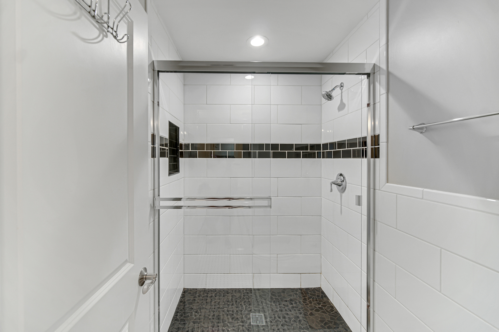 Downers Grove, Illinois, 60516, United States, 4 Bedrooms Bedrooms, ,5 BathroomsBathrooms,Residential,For Sale,1905764