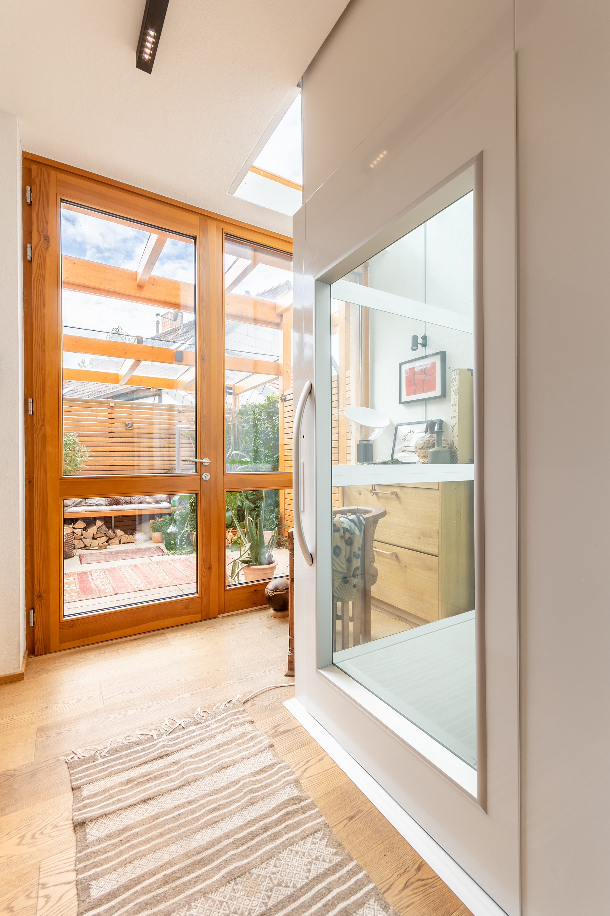  Eco-Conscious Living with Comfort: High-Quality Passive House with Elevator - 物件實景